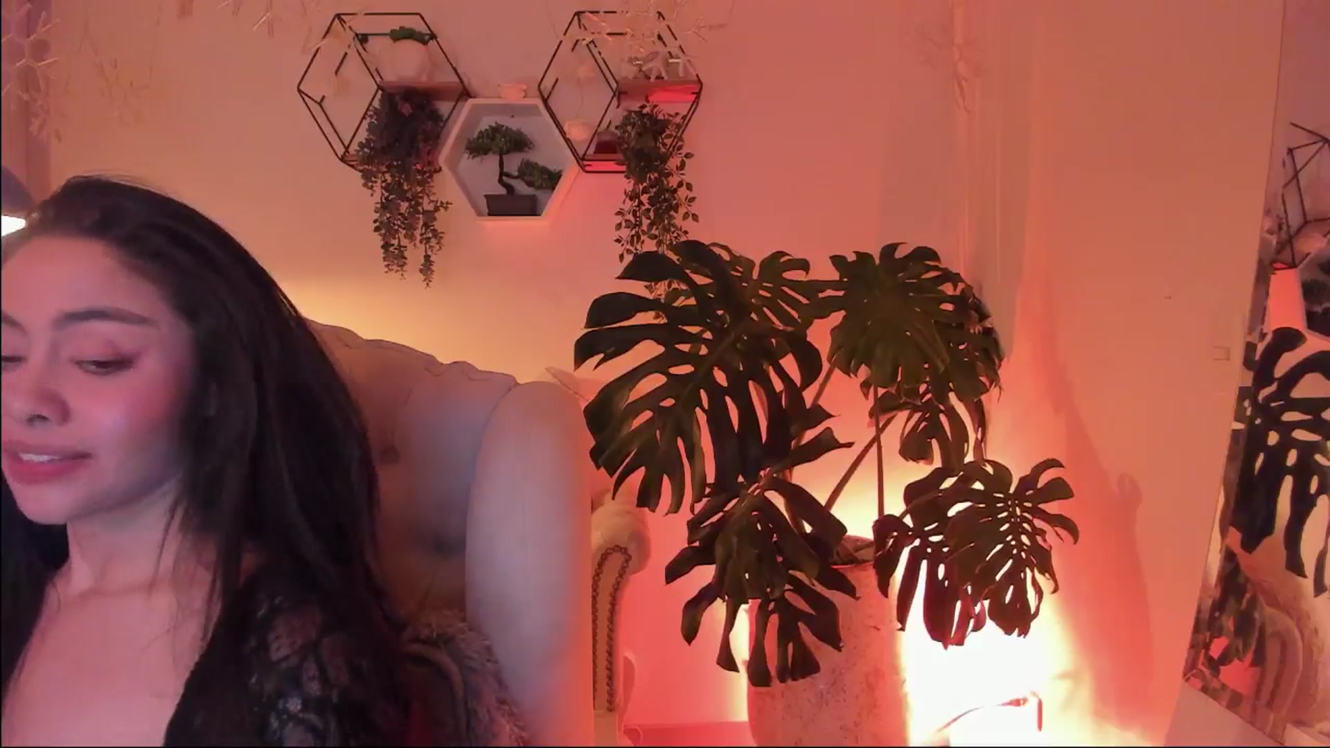 Gallery image thumbnail from Marianviolet's myfreecams stream on, 11/08/2024, 10:13 image 16 of 20