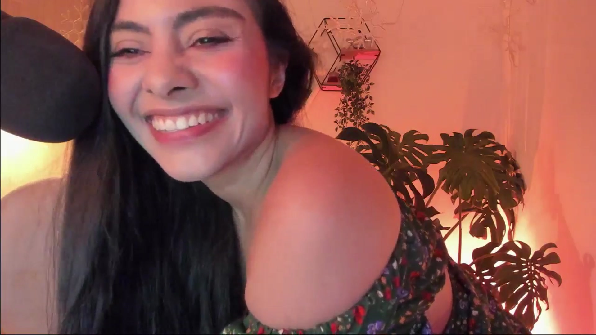 Gallery image thumbnail from Marianviolet's myfreecams stream on, 11/09/2024, 09:08 image 20 of 20