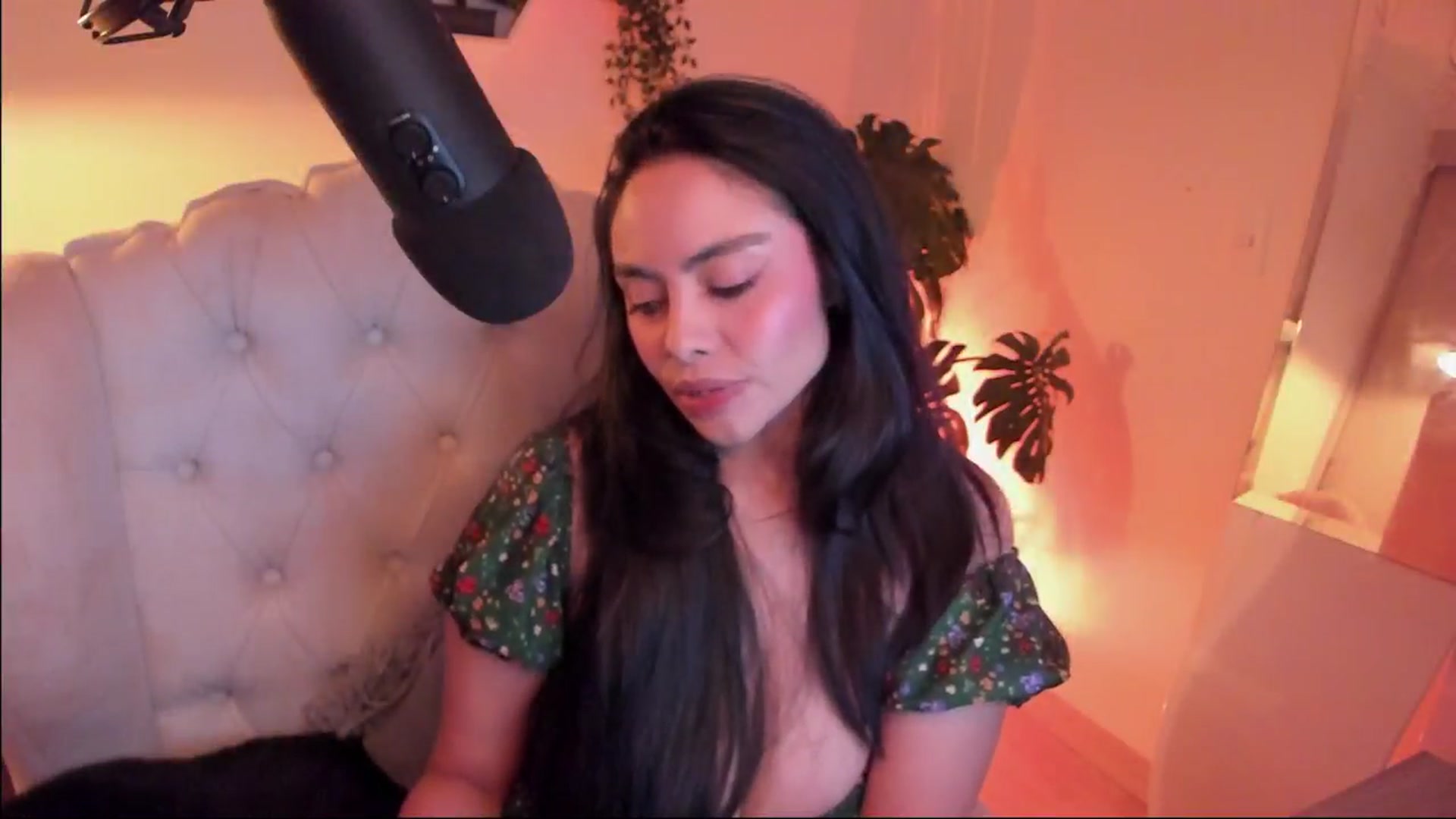 Gallery image thumbnail from Marianviolet's myfreecams stream on, 11/09/2024, 11:23 image 8 of 20