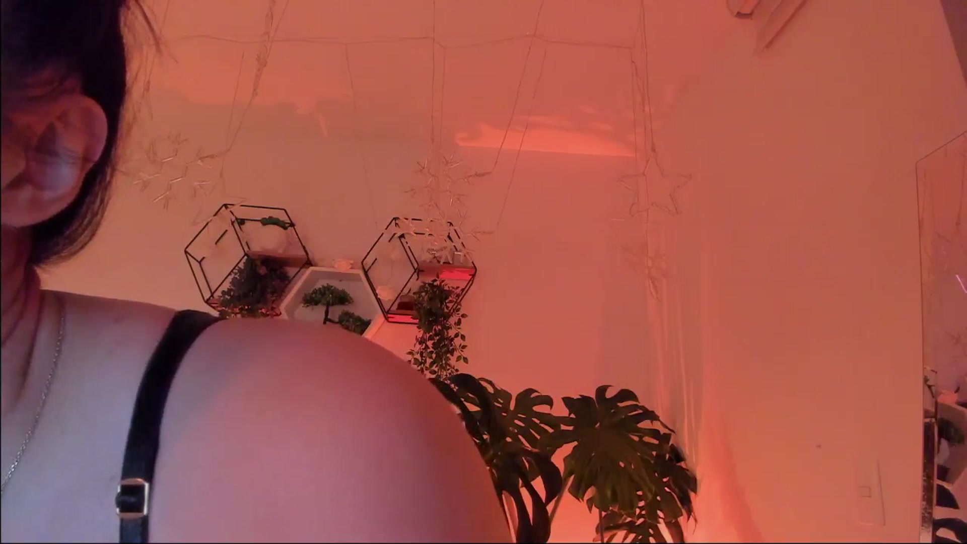 Gallery image thumbnail from Marianviolet's myfreecams stream on, 12/02/2024, 09:14 image 11 of 20