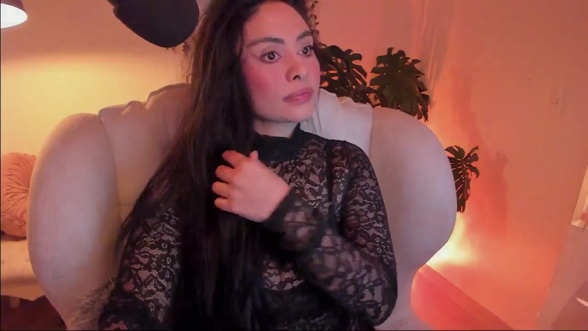 Gallery image thumbnail from Marianviolet's myfreecams stream on, 12/25/2024, 09:04 image 2 of 20