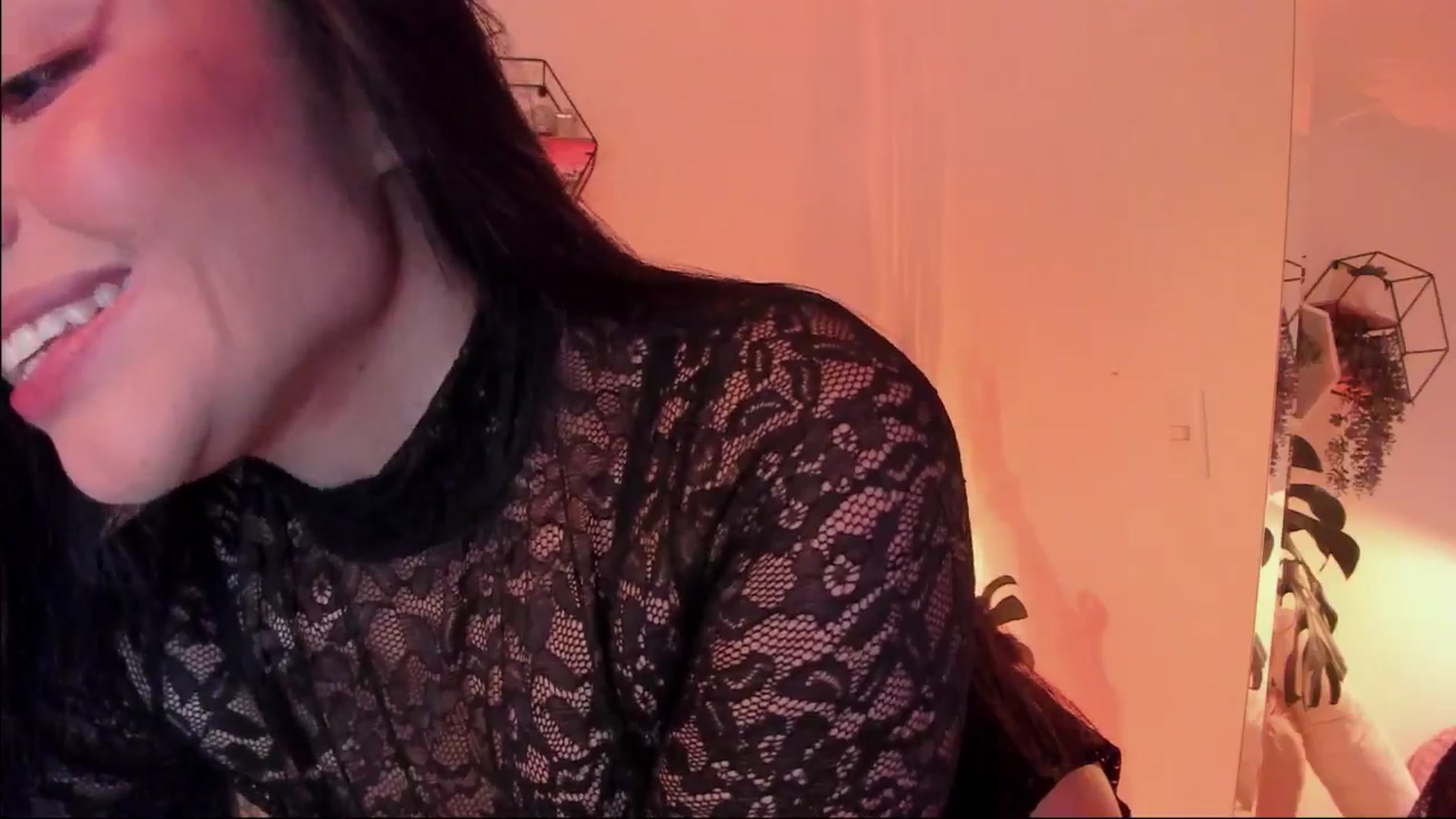Gallery image thumbnail from Marianviolet's myfreecams stream on, 12/25/2024, 09:04 image 19 of 20