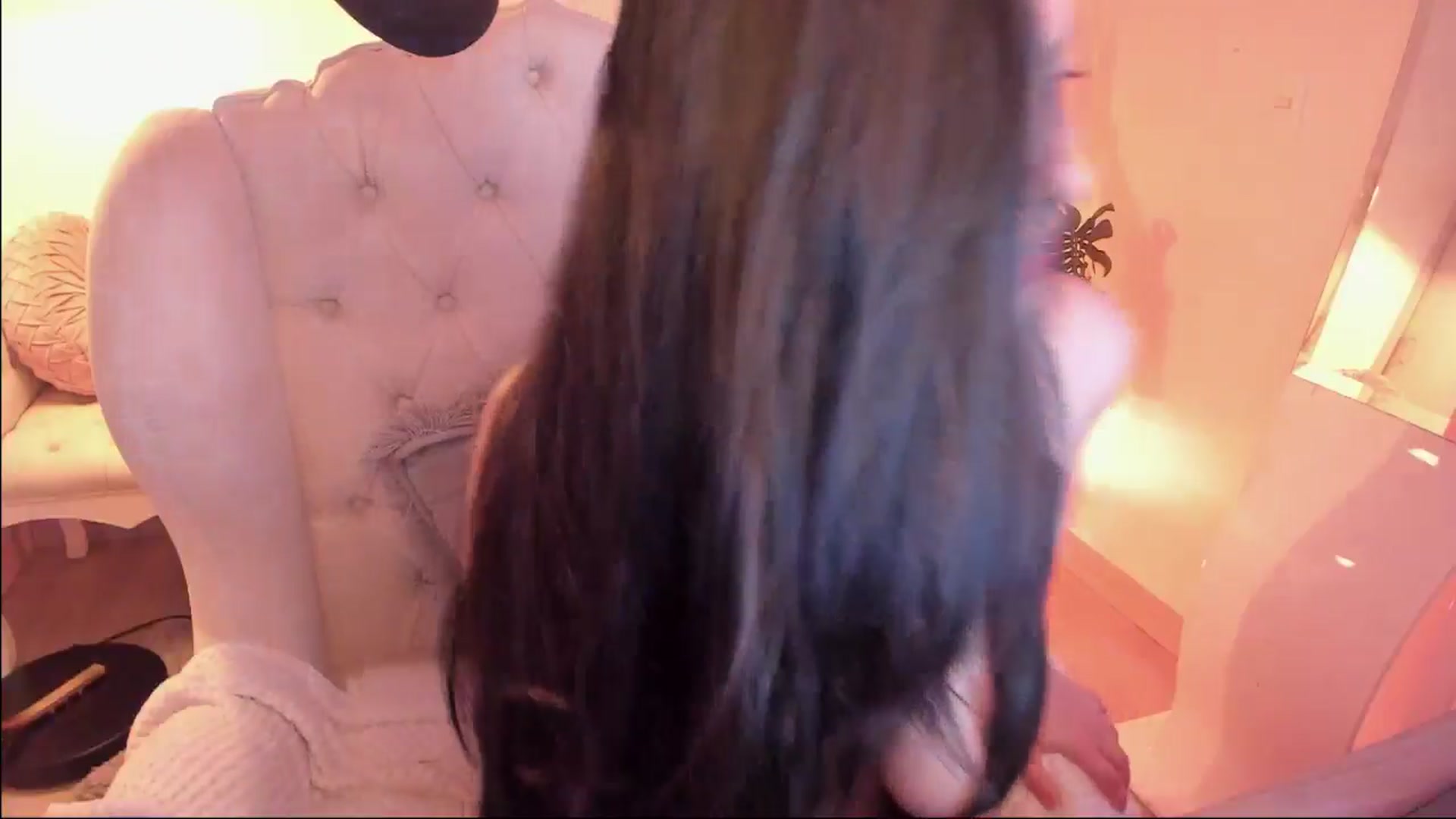 Gallery image thumbnail from Marianviolet's myfreecams stream on, 12/26/2024, 11:37 image 15 of 20