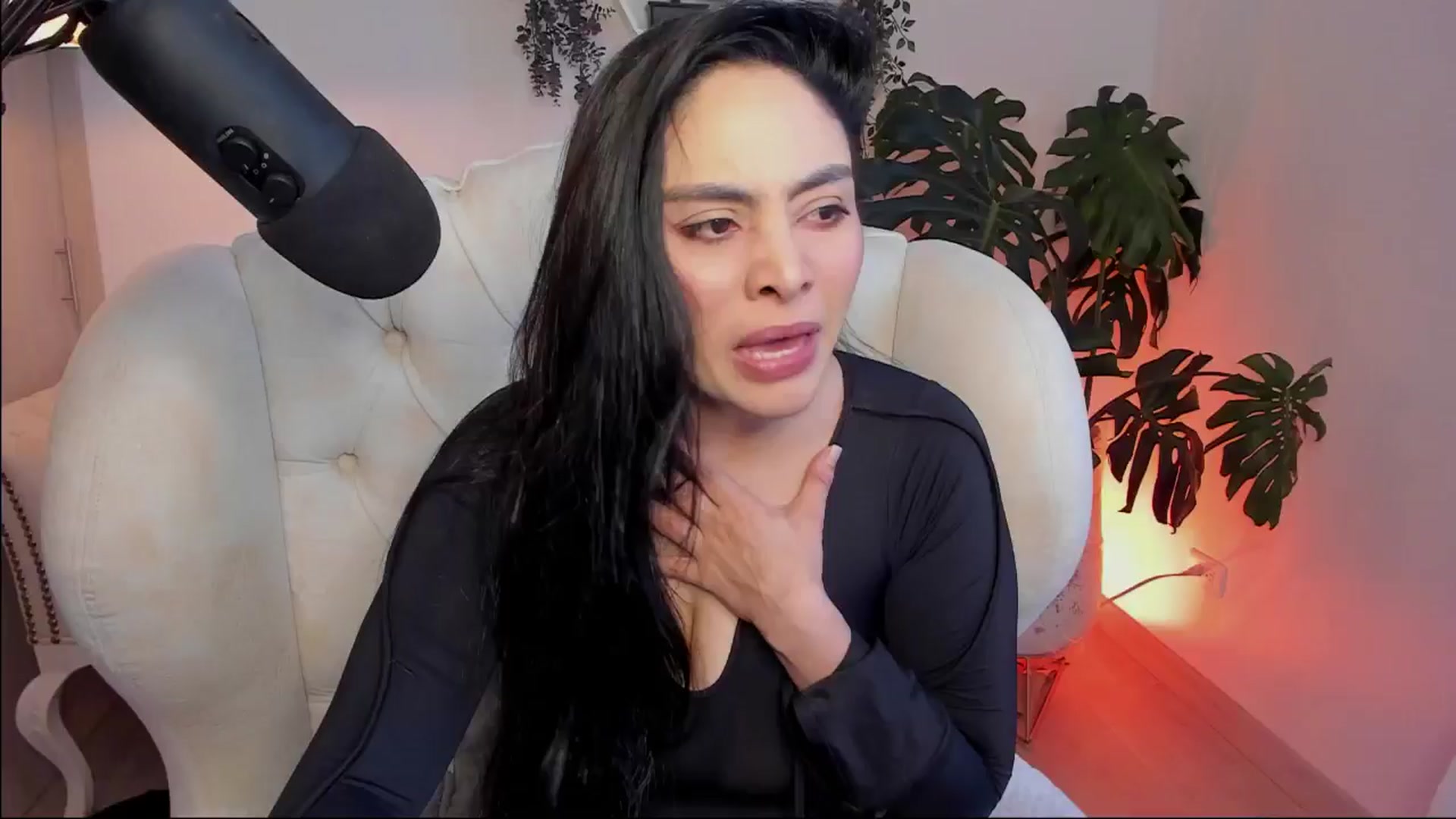 Gallery image thumbnail from Marianviolet's myfreecams stream on, 01/02/2025, 11:44 image 12 of 20