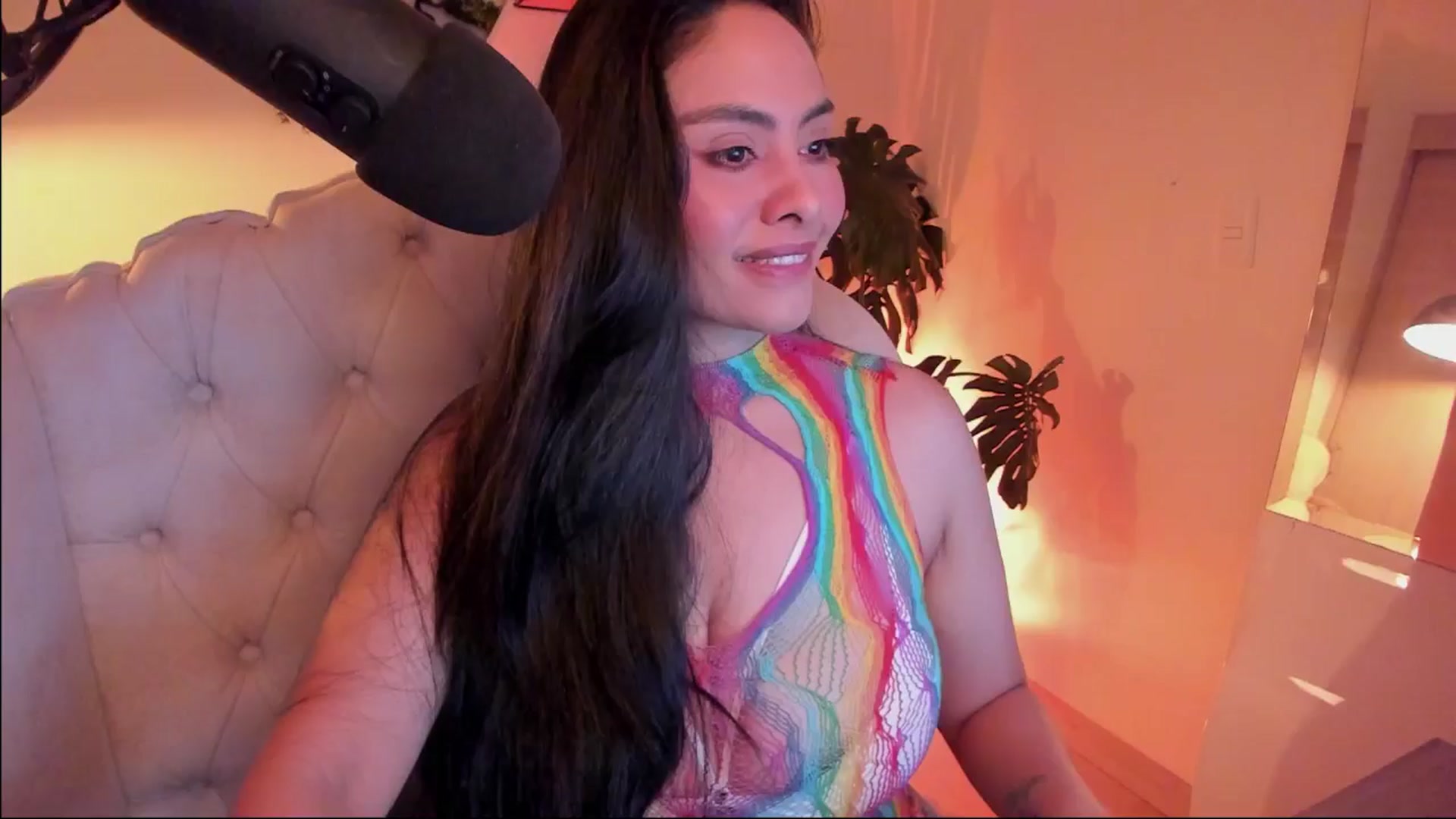Gallery image thumbnail from Marianviolet's myfreecams stream on, 01/07/2025, 10:07 image 13 of 20