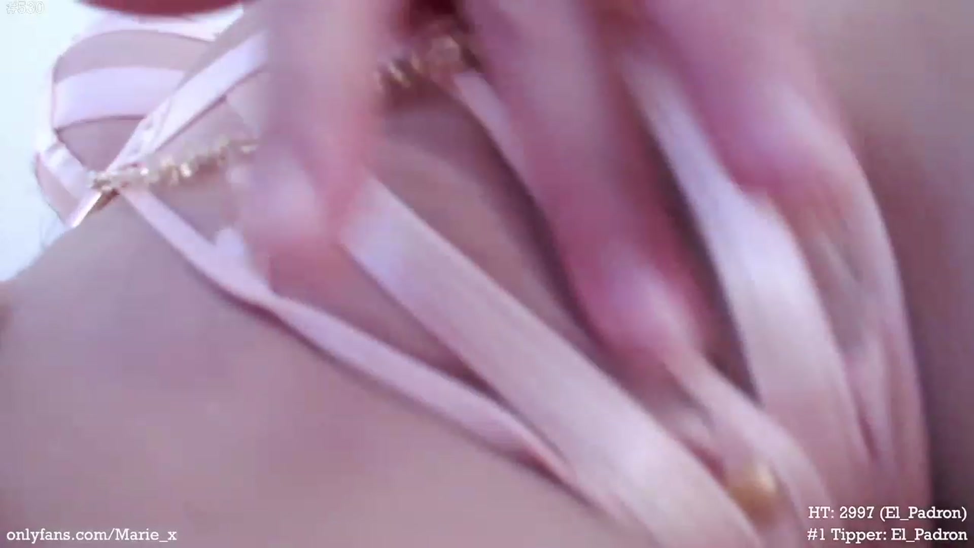 Gallery image thumbnail from Marie's myfreecams stream on, 12/16/2022, 22:04 image 14 of 20