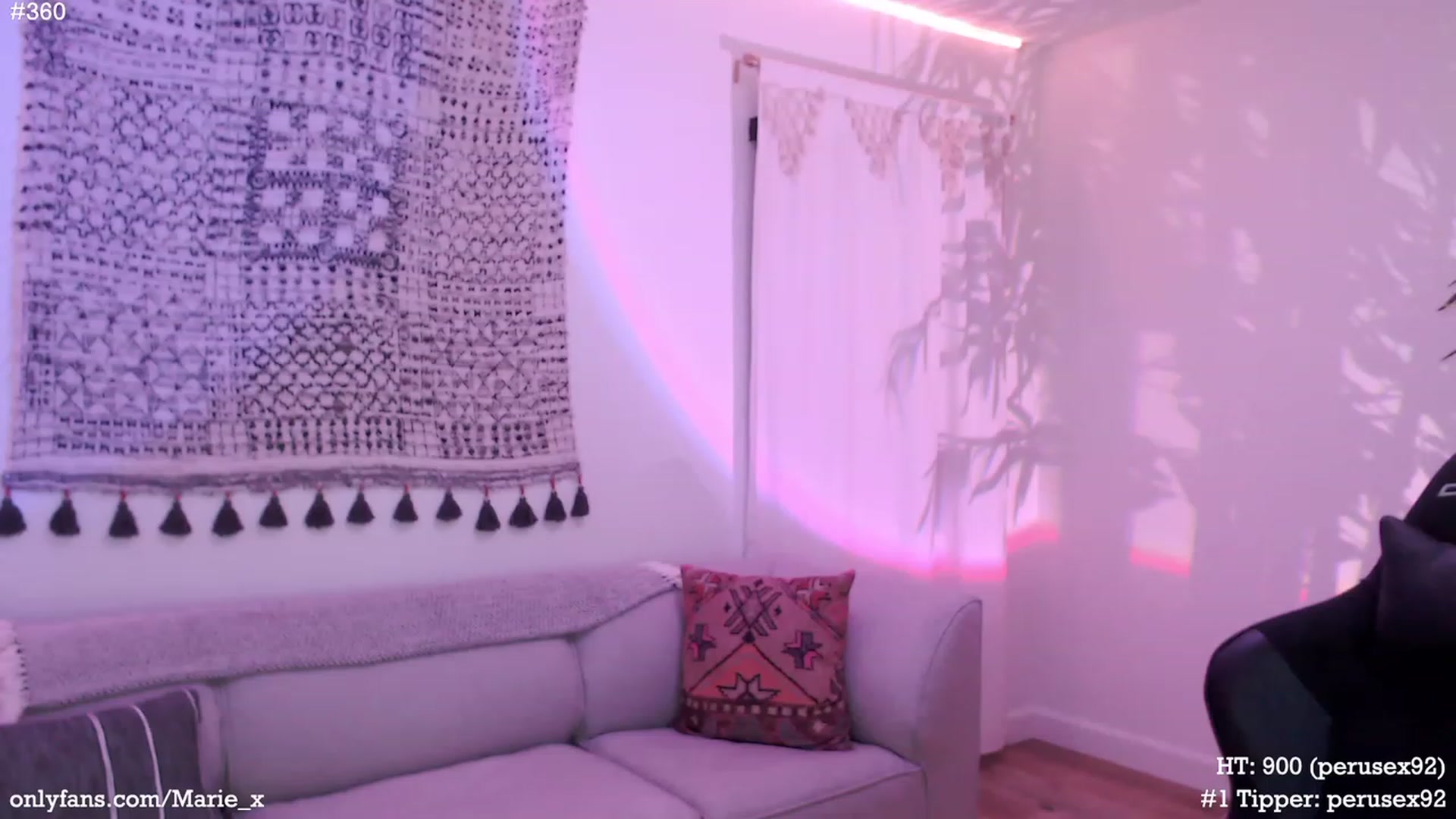 Gallery image thumbnail from Marie's myfreecams stream on, 01/18/2023, 05:55 image 12 of 20