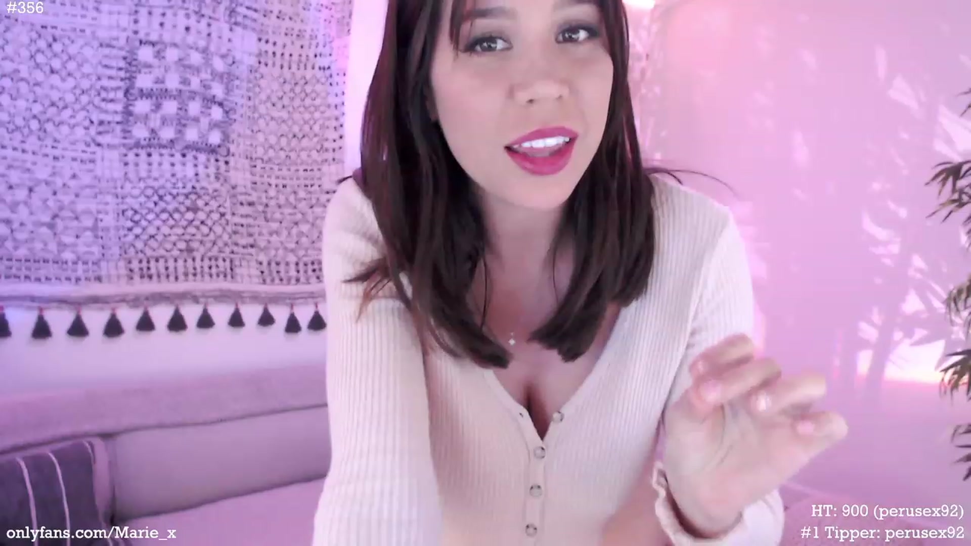Gallery image thumbnail from Marie's myfreecams stream on, 01/18/2023, 05:55 image 17 of 20