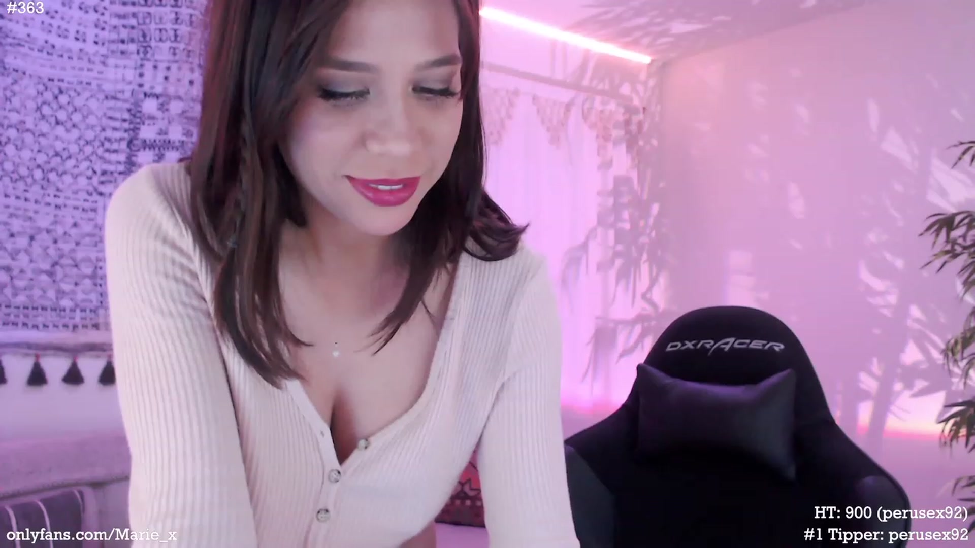 Gallery image thumbnail from Marie's myfreecams stream on, 01/18/2023, 05:55 image 9 of 20