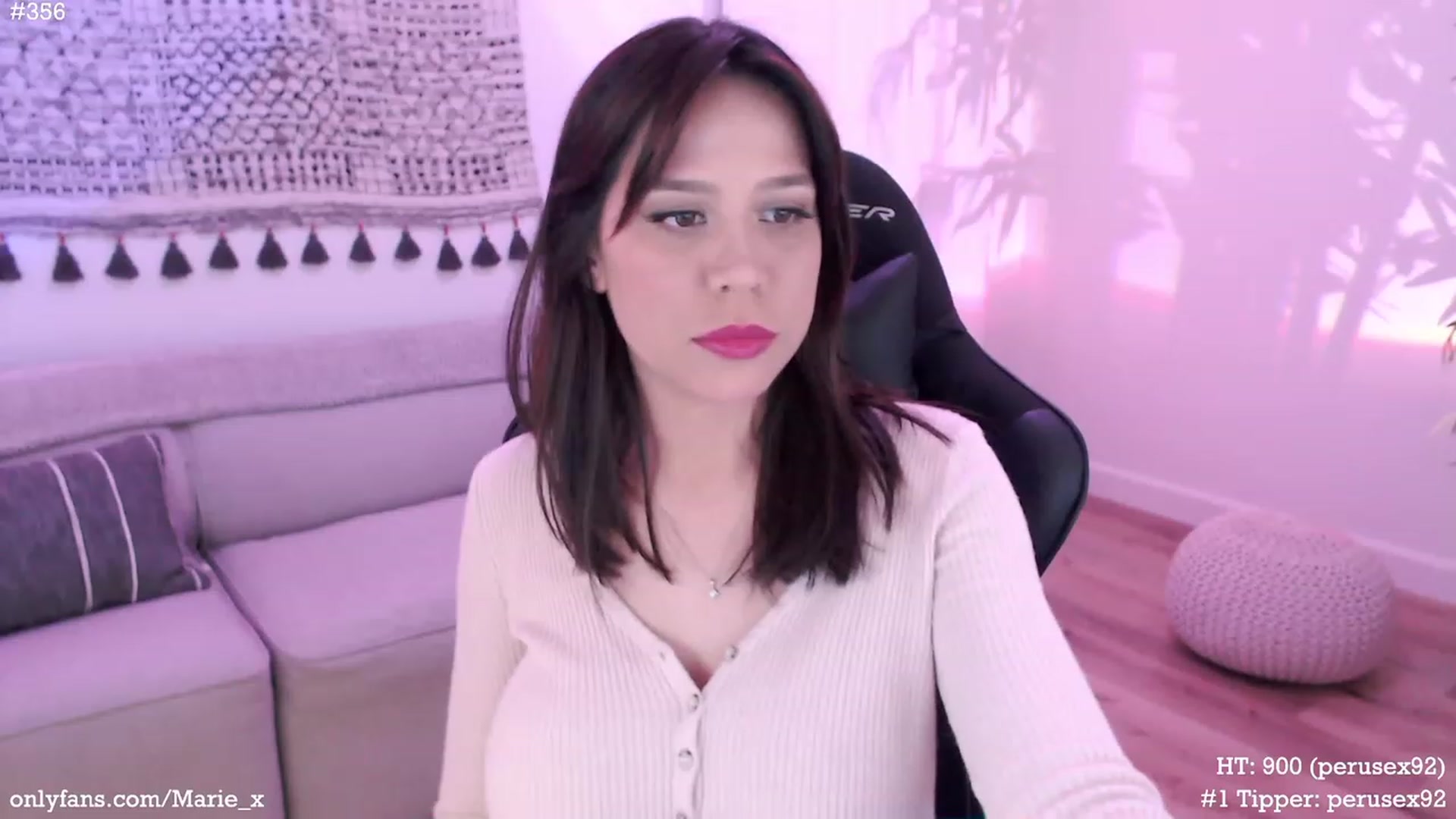 Gallery image thumbnail from Marie's myfreecams stream on, 01/18/2023, 05:55 image 16 of 20