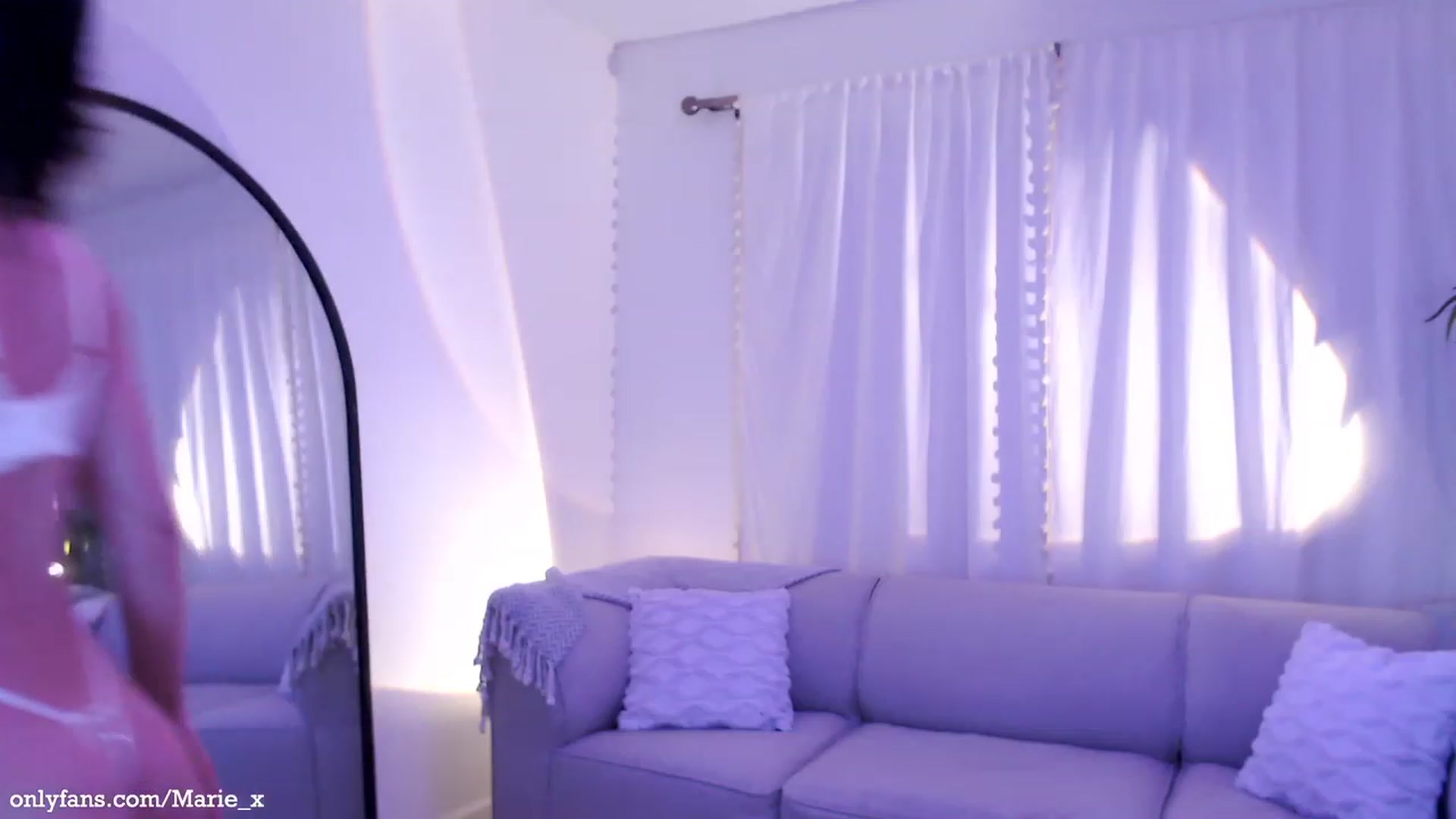 Gallery image thumbnail from Marie's myfreecams stream on, 01/26/2023, 07:18 image 6 of 20