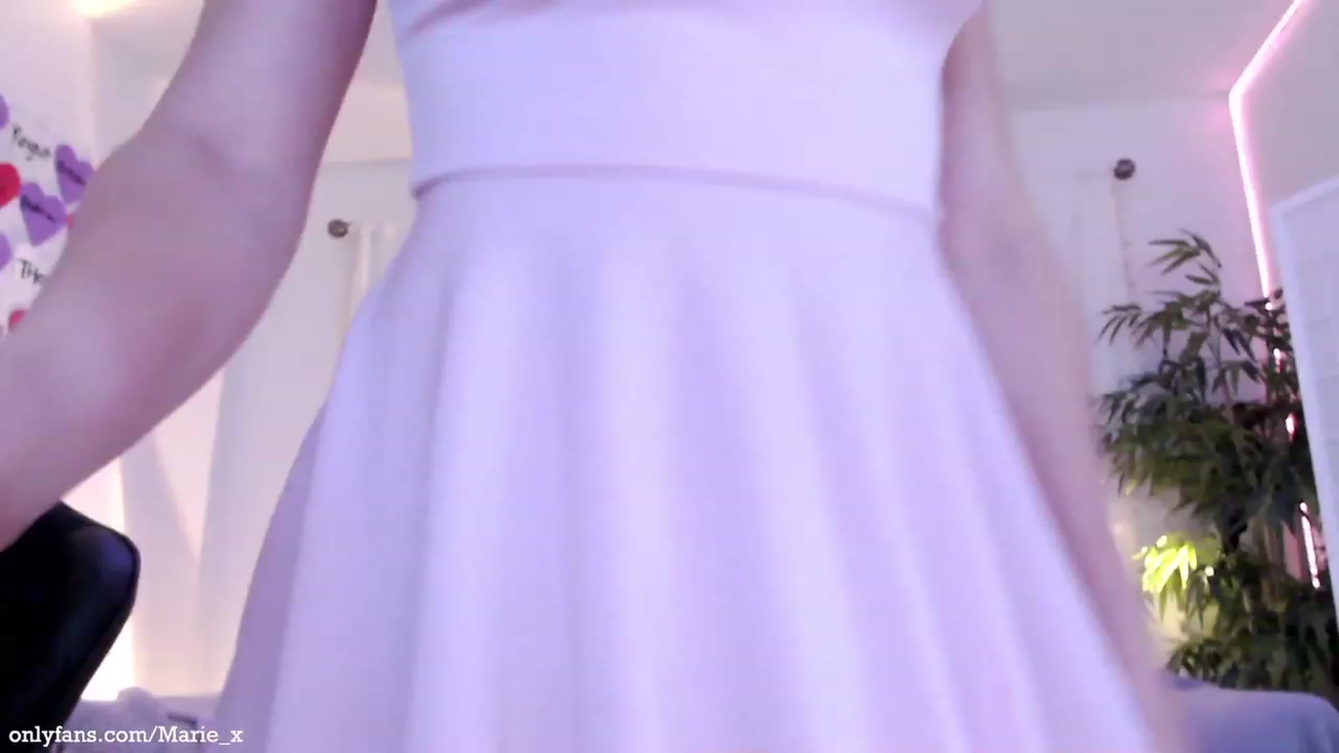 Gallery image thumbnail from Marie's myfreecams stream on, 02/02/2023, 05:07 image 19 of 20