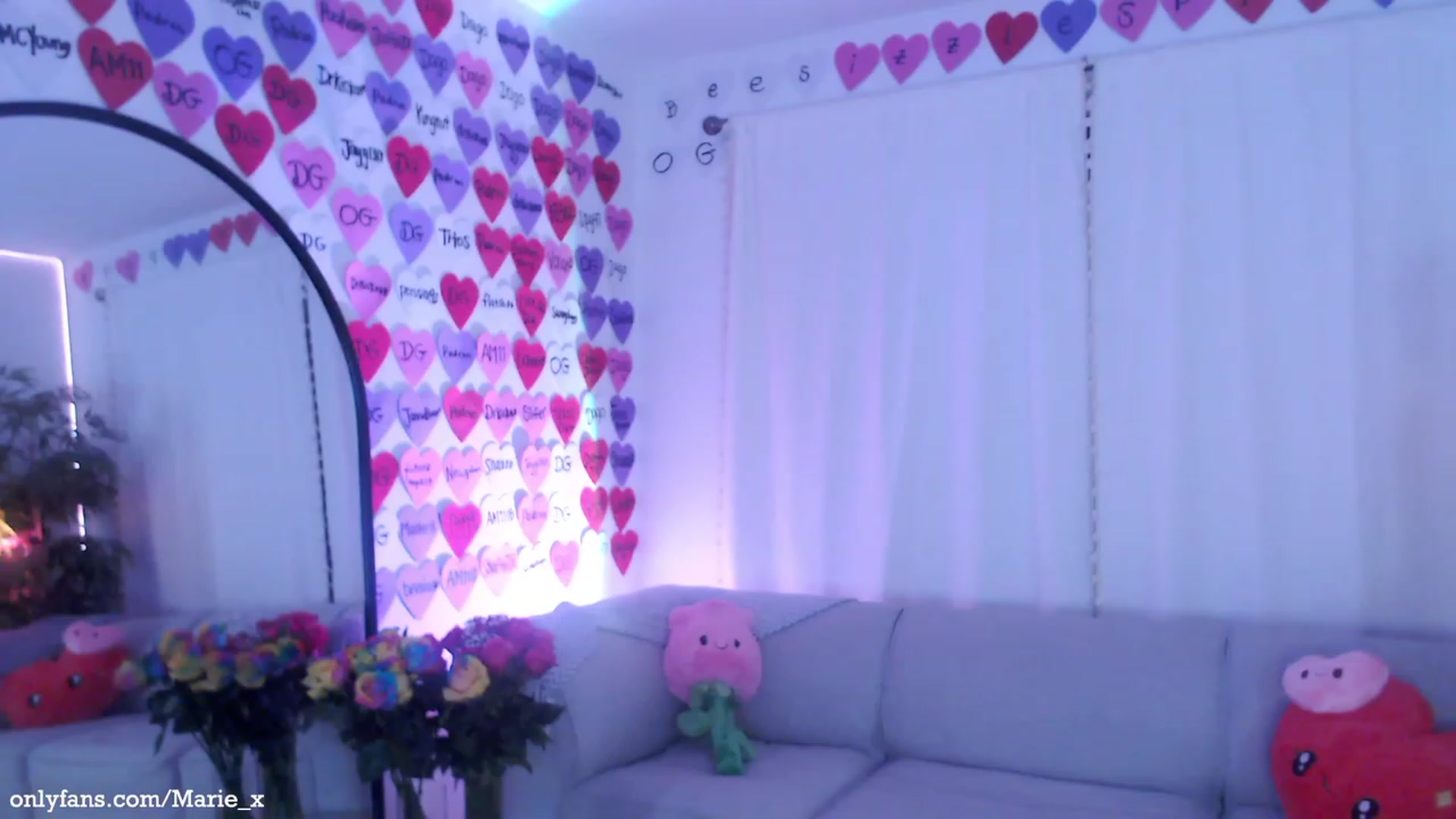 Gallery image thumbnail from Marie's myfreecams stream on, 02/15/2023, 04:56 image 19 of 20