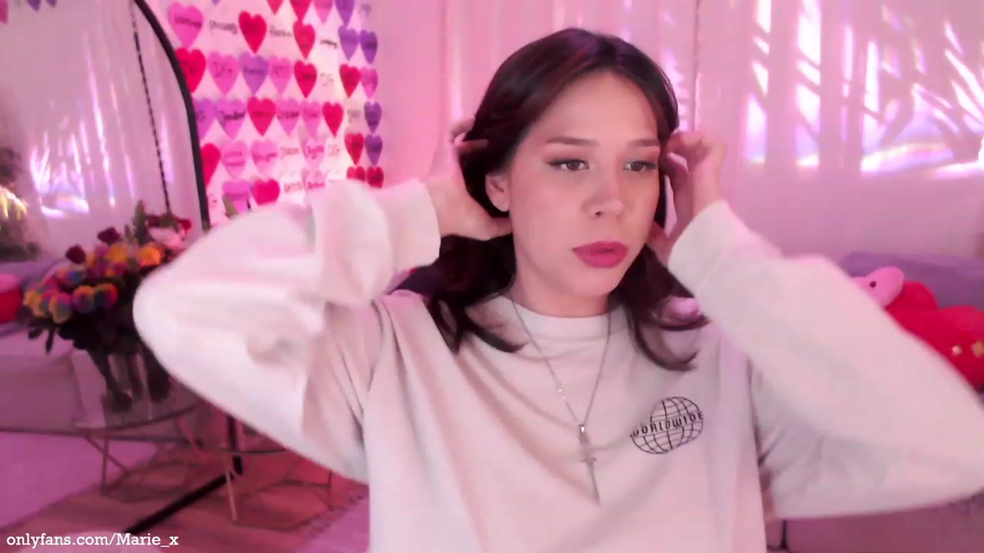 Gallery image thumbnail from Marie's myfreecams stream on, 02/18/2023, 03:03 image 3 of 20