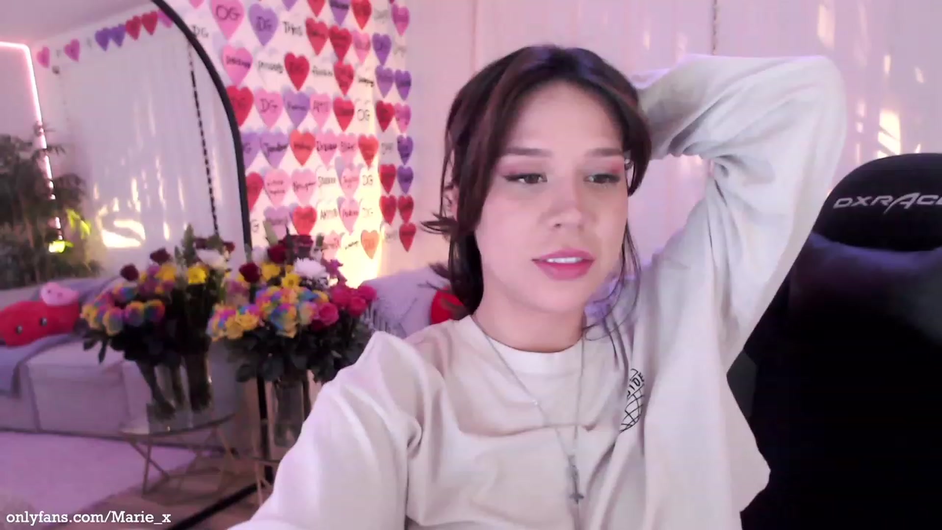 Gallery image thumbnail from Marie's myfreecams stream on, 02/18/2023, 06:24 image 1 of 20