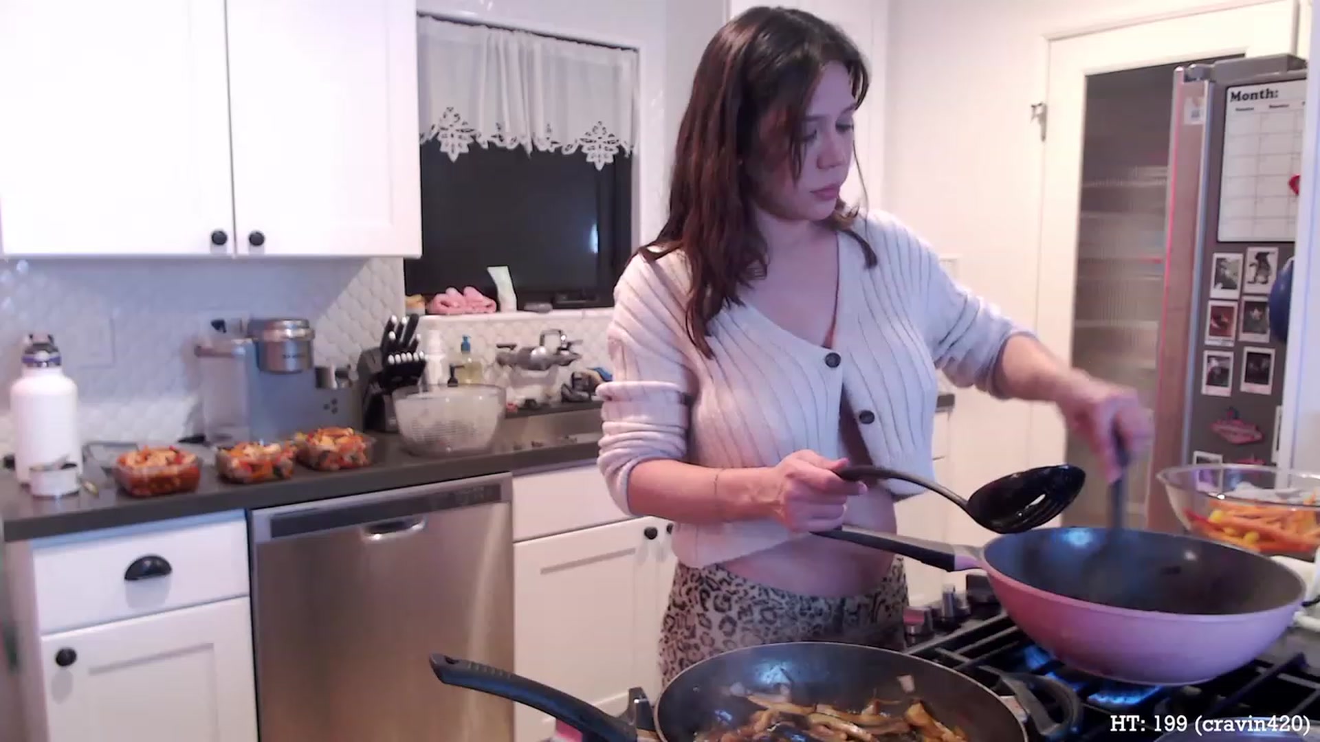 Gallery image thumbnail from Marie's myfreecams stream on, 04/06/2023, 06:19 image 16 of 20