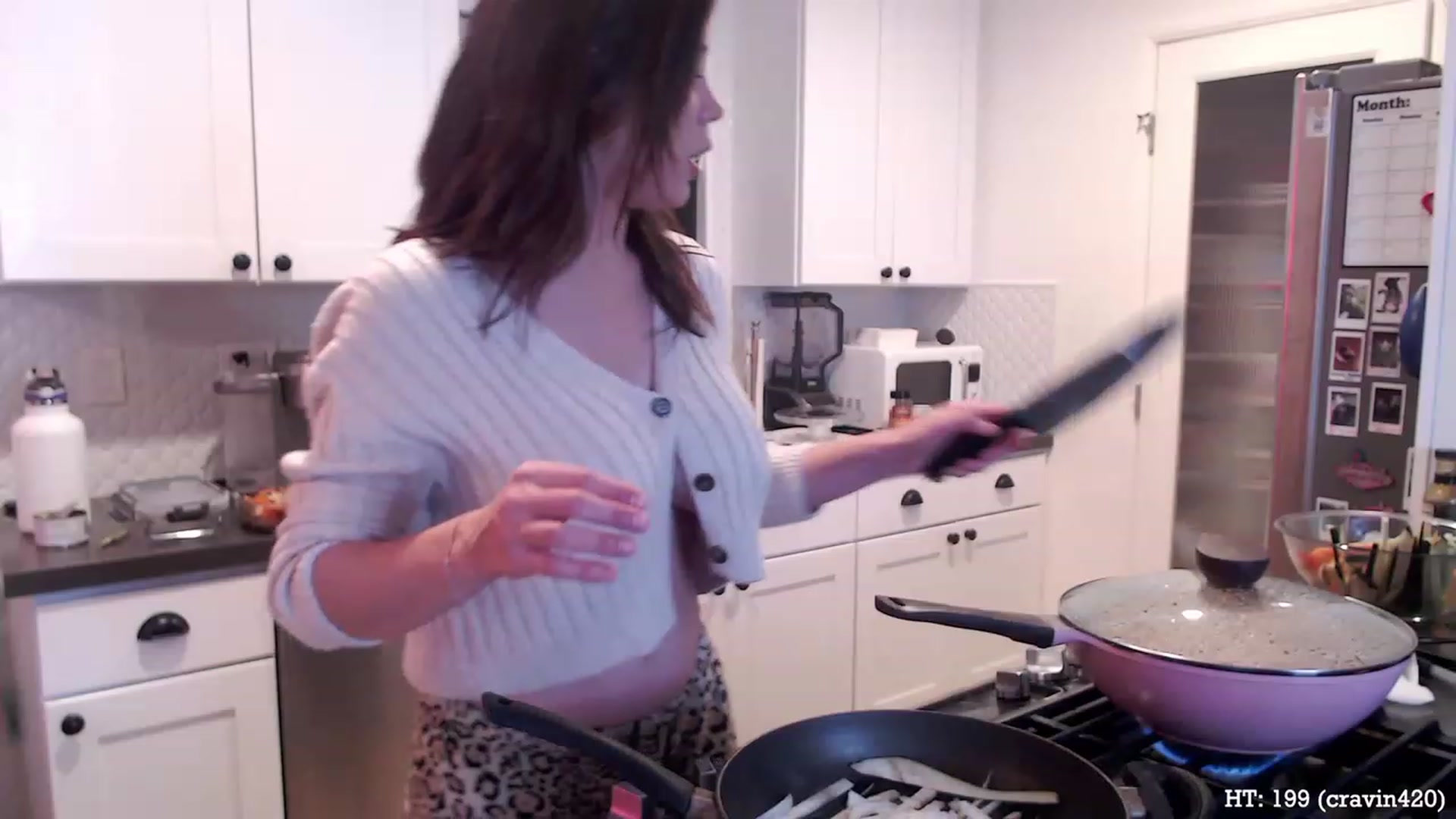 Gallery image thumbnail from Marie's myfreecams stream on, 04/06/2023, 06:19 image 15 of 20