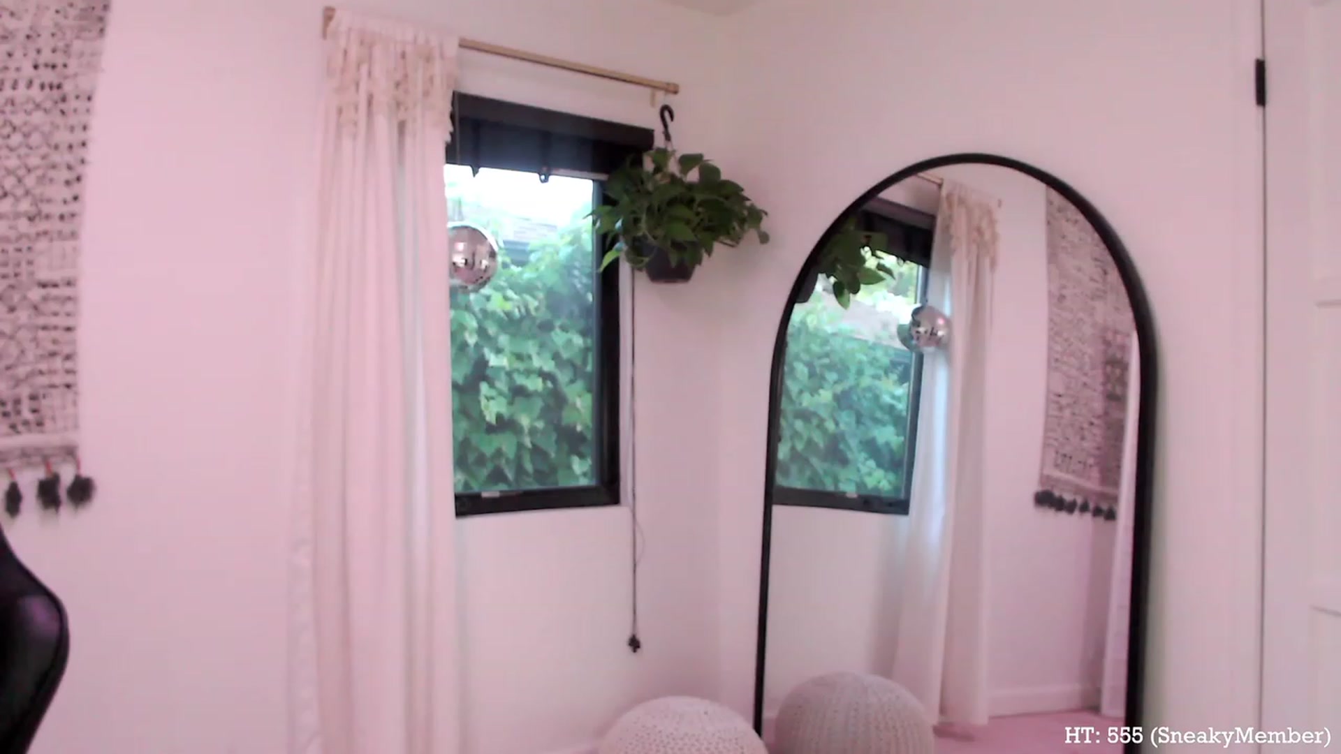 Gallery image thumbnail from Marie's myfreecams stream on, 04/07/2023, 02:49 image 7 of 20