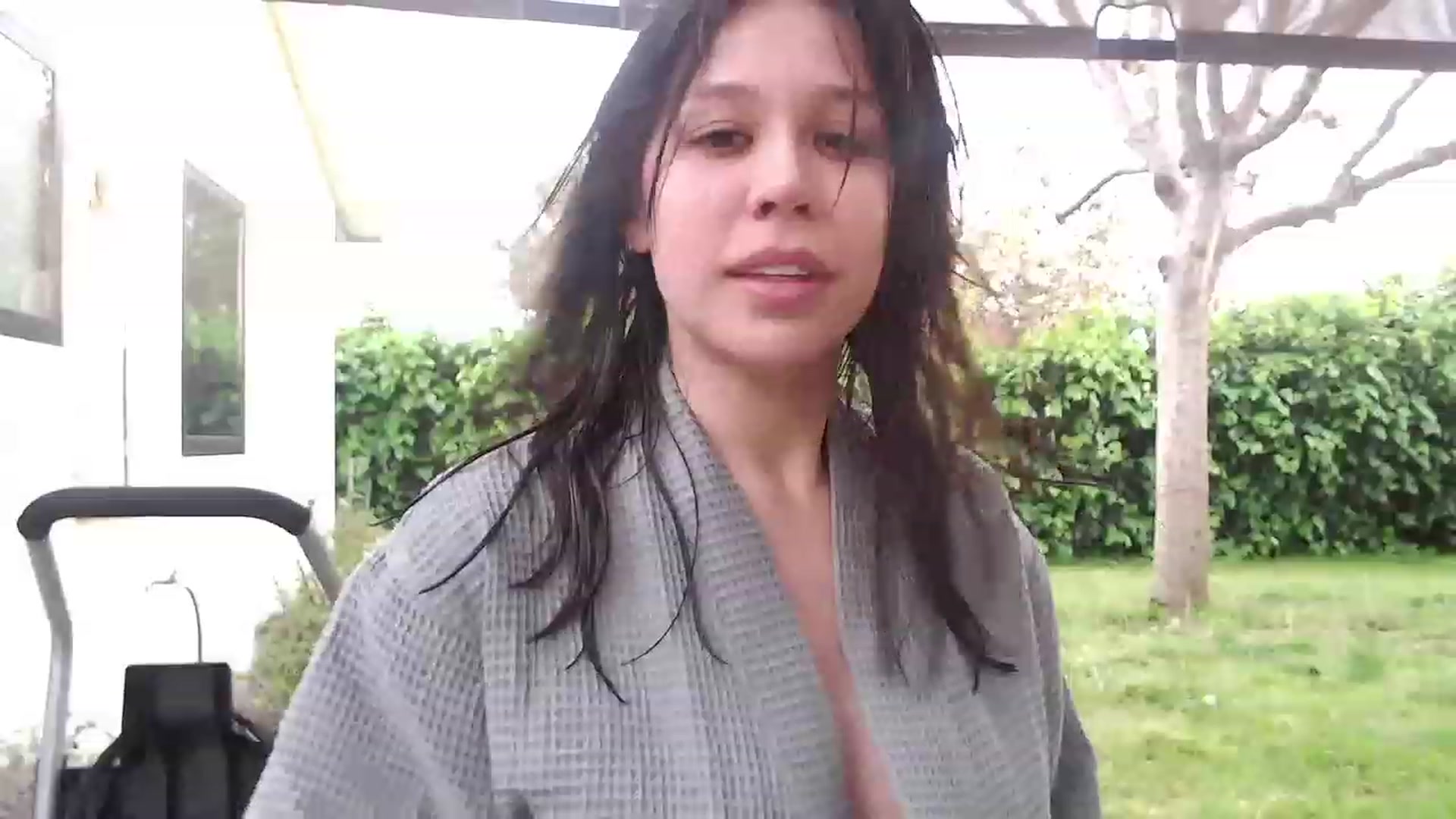 Gallery image thumbnail from Marie's myfreecams stream on, 04/08/2023, 01:52 image 20 of 20