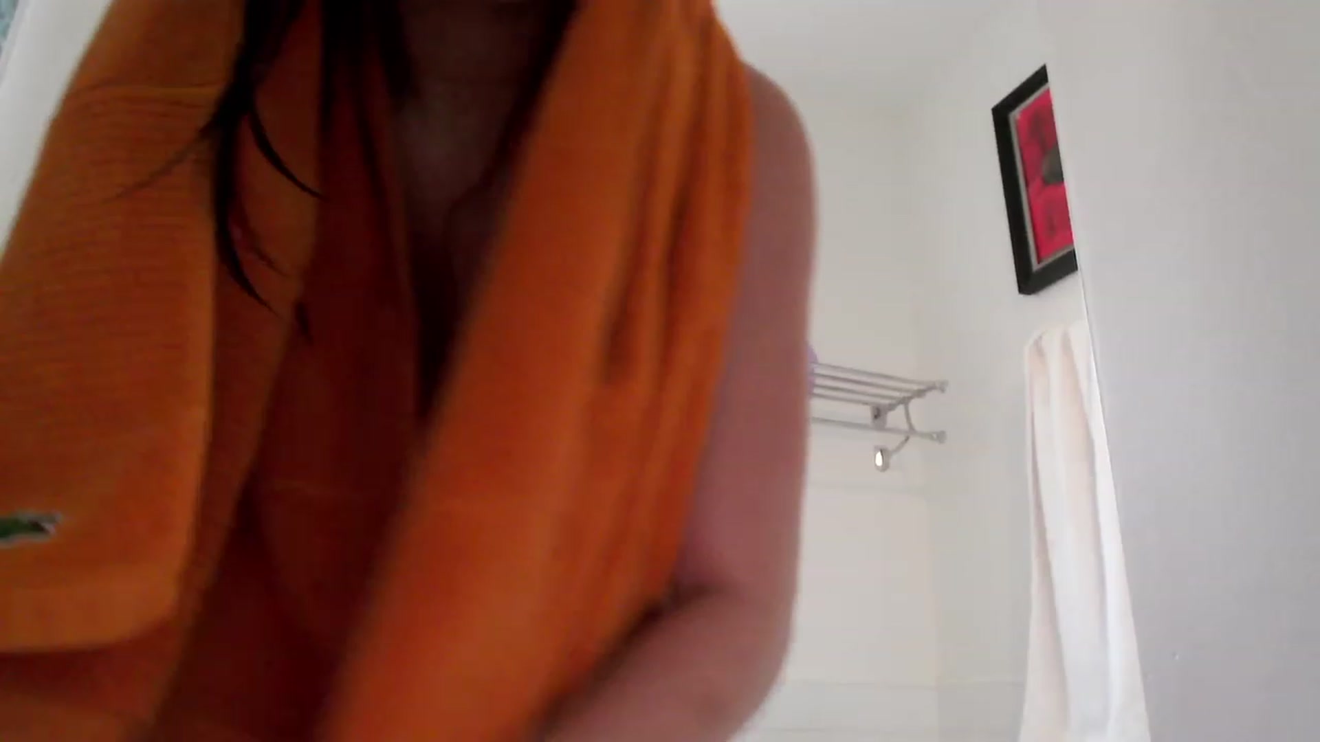 Gallery image thumbnail from Marie's myfreecams stream on, 04/08/2023, 01:52 image 19 of 20
