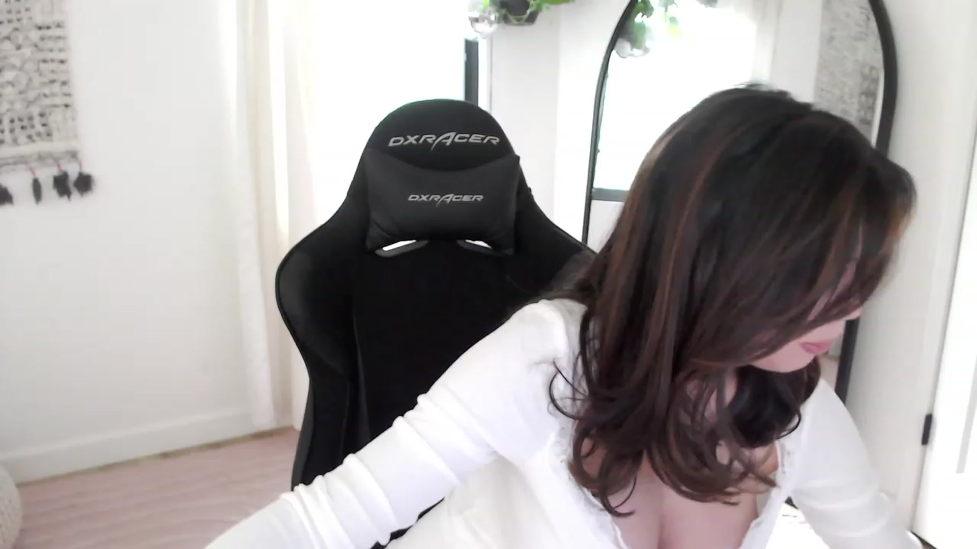 Gallery image thumbnail from Marie's myfreecams stream on, 04/15/2023, 02:32 image 1 of 20