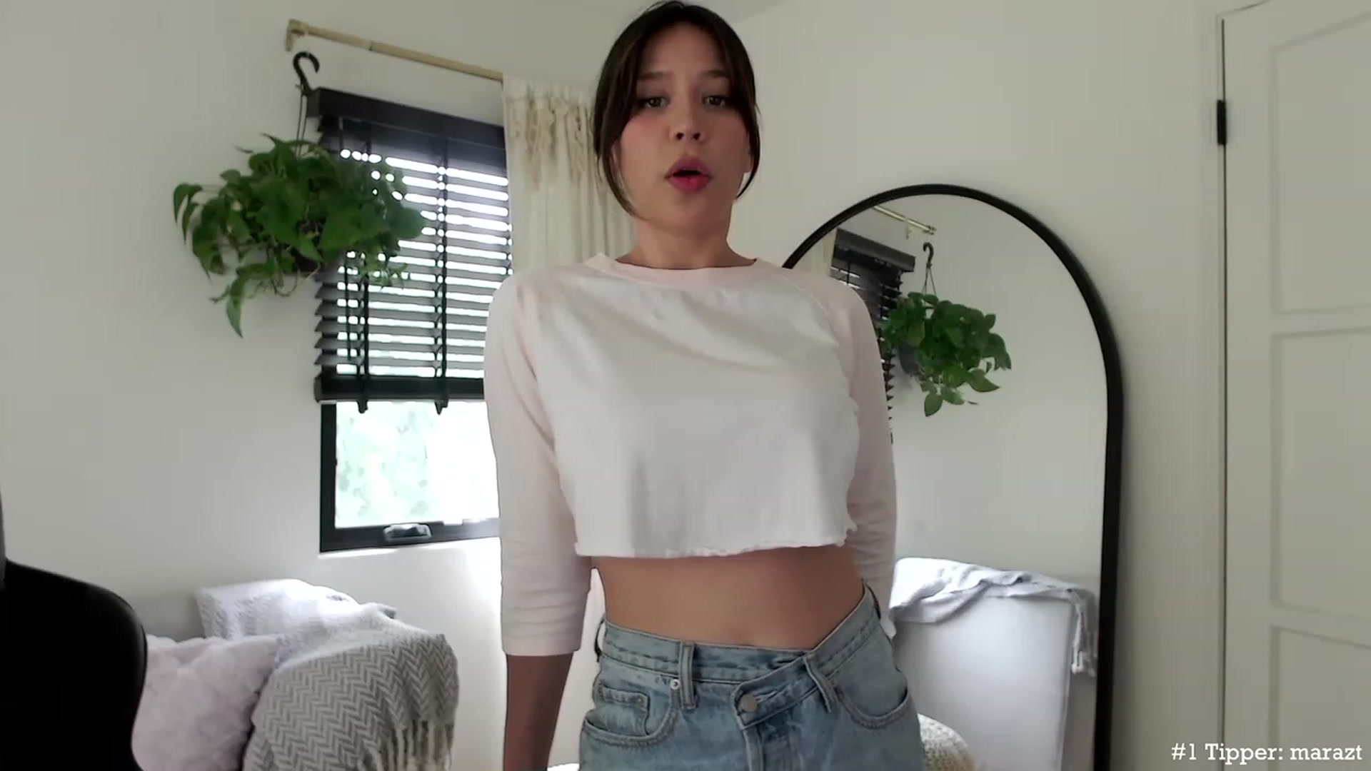 Gallery image thumbnail from Marie's myfreecams stream on, 05/30/2023, 23:08 image 4 of 20