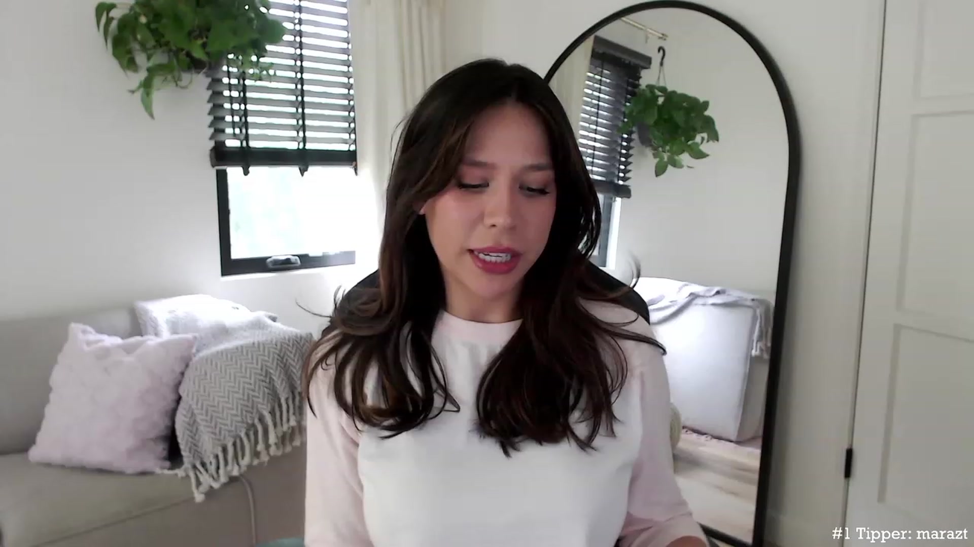 Gallery image thumbnail from Marie's myfreecams stream on, 05/30/2023, 23:08 image 7 of 20