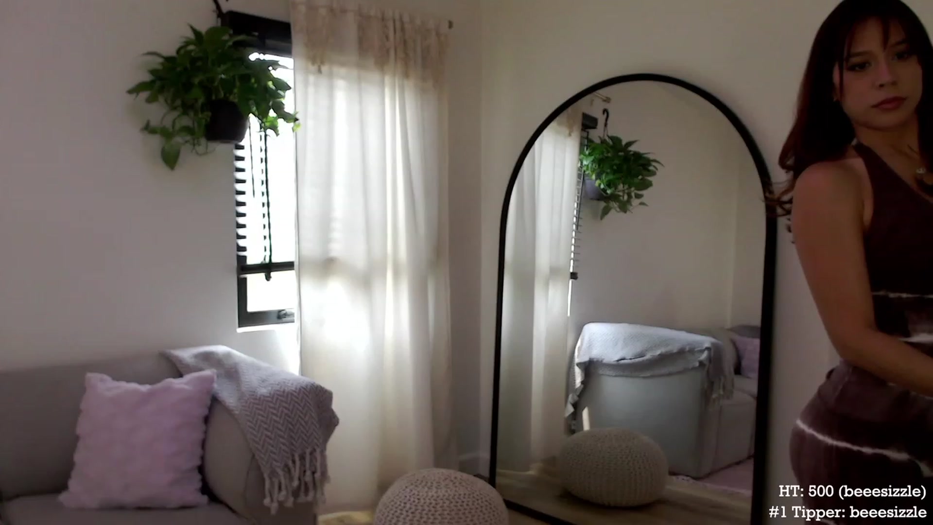 Gallery image thumbnail from Marie's myfreecams stream on, 06/09/2023, 24:06 image 1 of 20