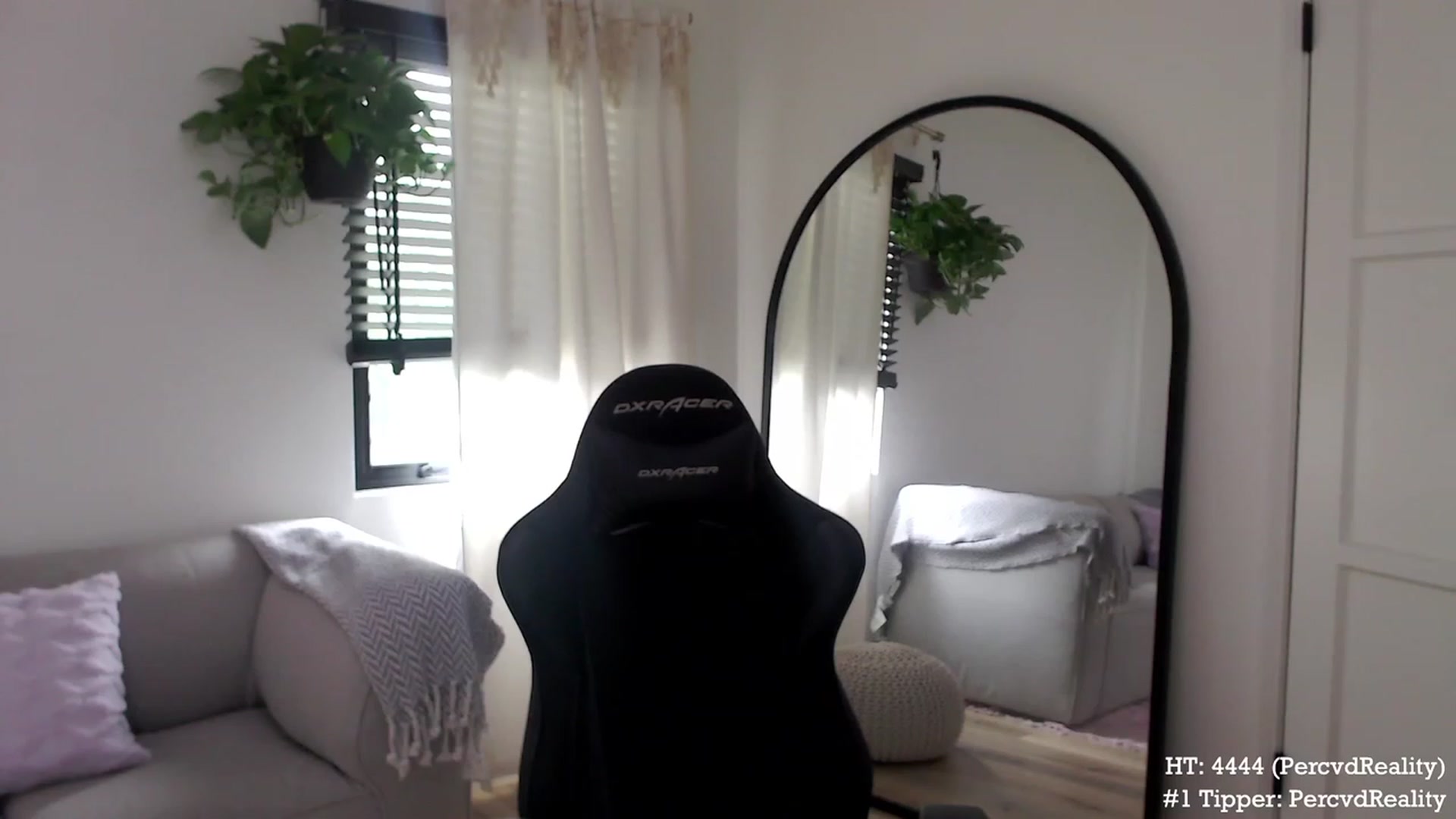 Gallery image thumbnail from Marie's myfreecams stream on, 06/09/2023, 21:49 image 14 of 20