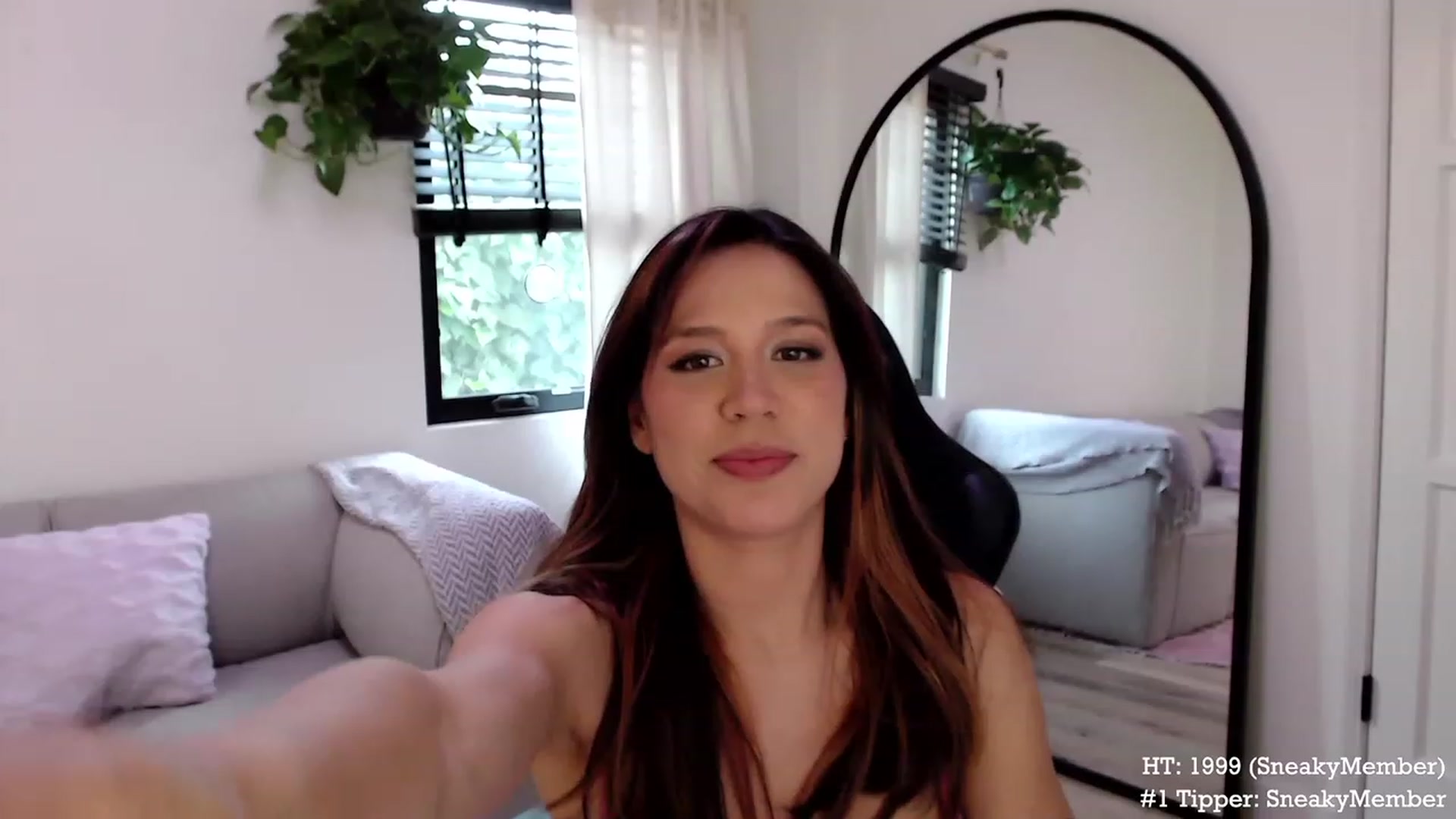 Gallery image thumbnail from Marie's myfreecams stream on, 06/21/2023, 01:49 image 13 of 20