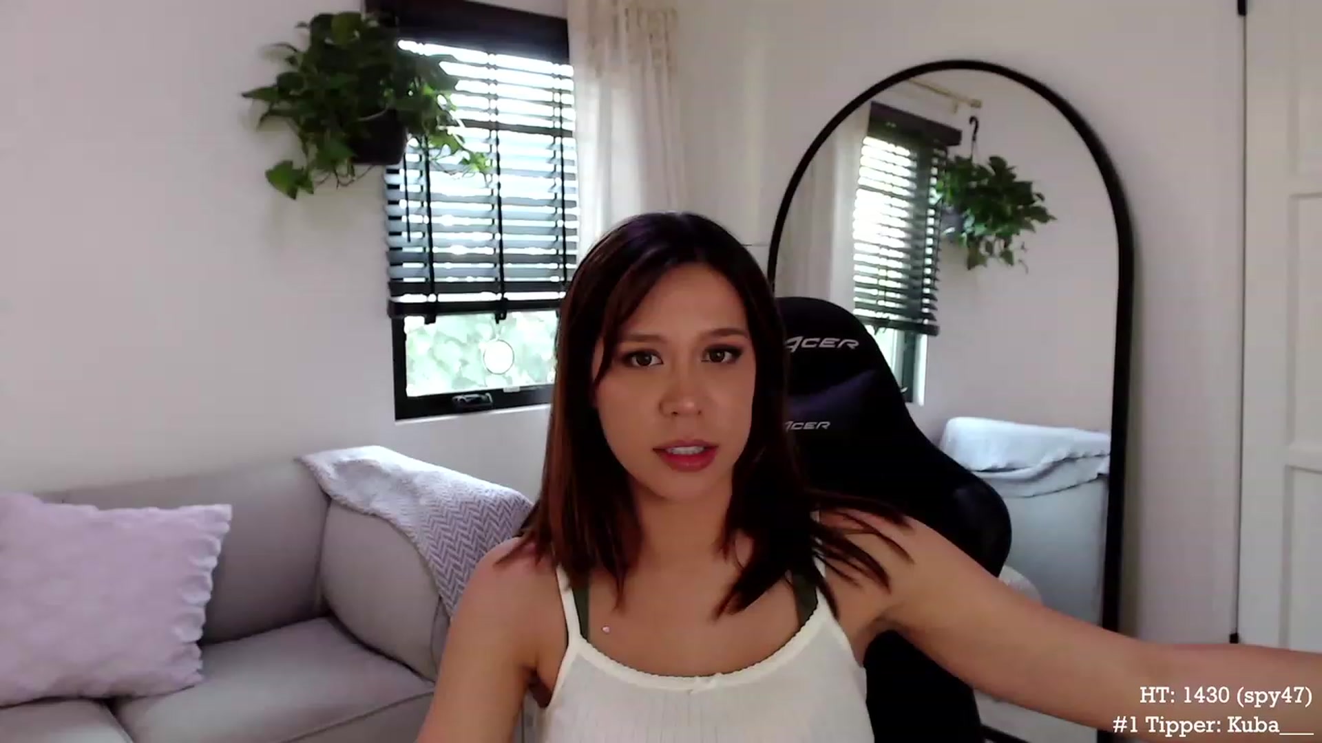 Gallery image thumbnail from Marie's myfreecams stream on, 06/27/2023, 01:27 image 4 of 20
