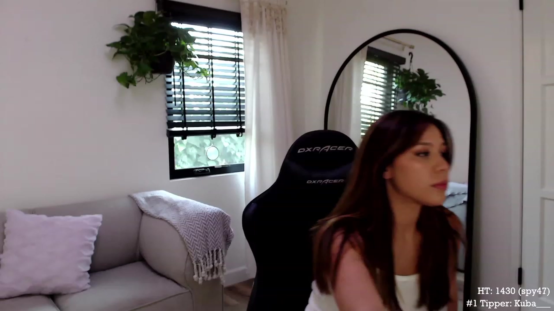 Gallery image thumbnail from Marie's myfreecams stream on, 06/27/2023, 01:27 image 9 of 20