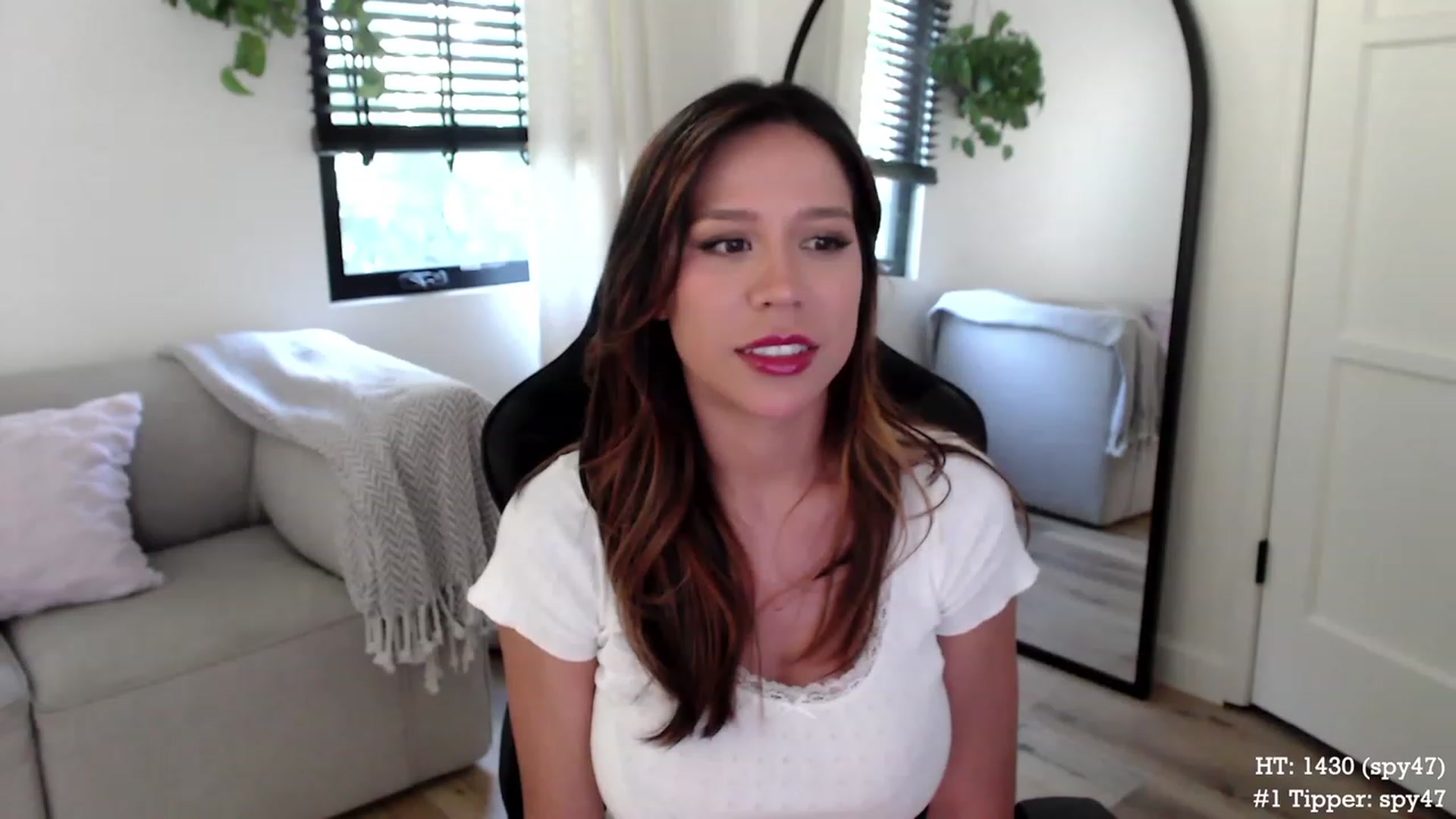 Gallery image thumbnail from Marie's myfreecams stream on, 07/15/2023, 01:27 image 13 of 20