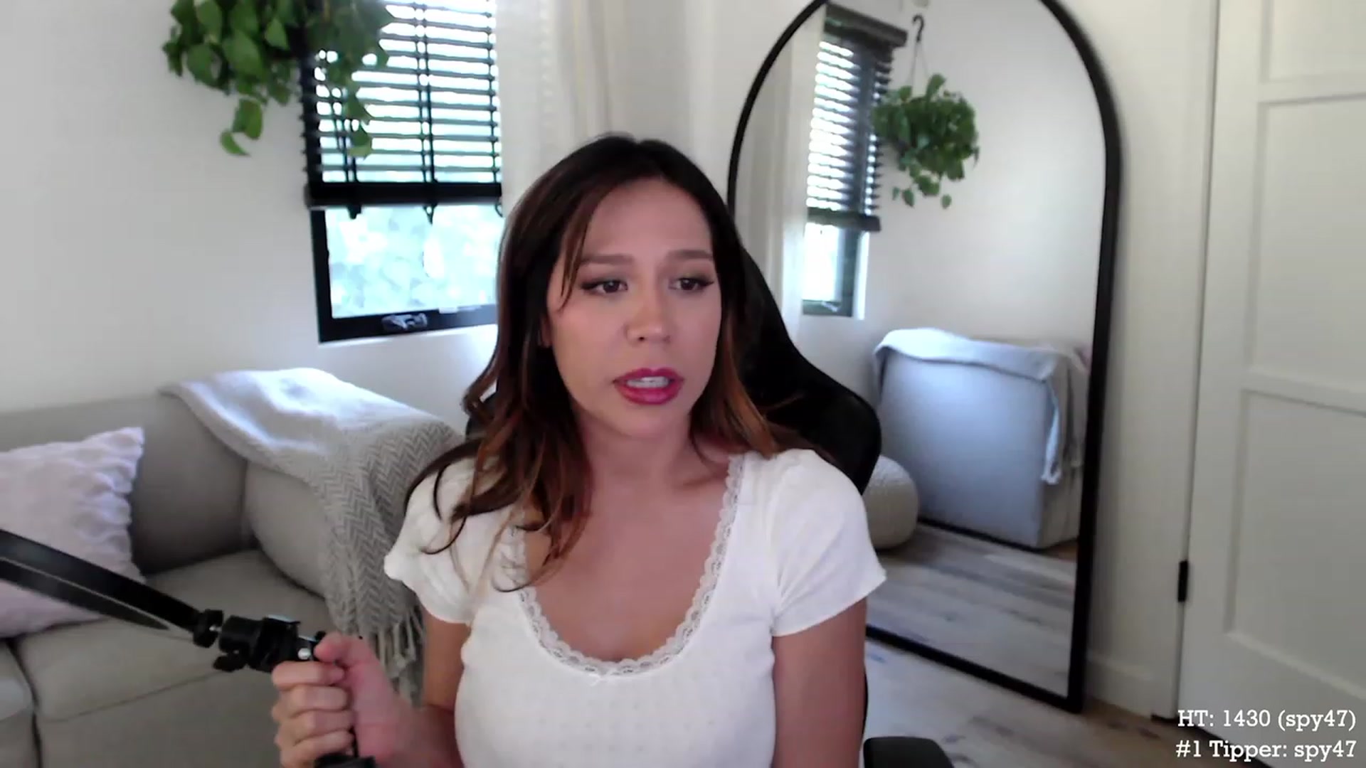 Gallery image thumbnail from Marie's myfreecams stream on, 07/15/2023, 01:27 image 16 of 20