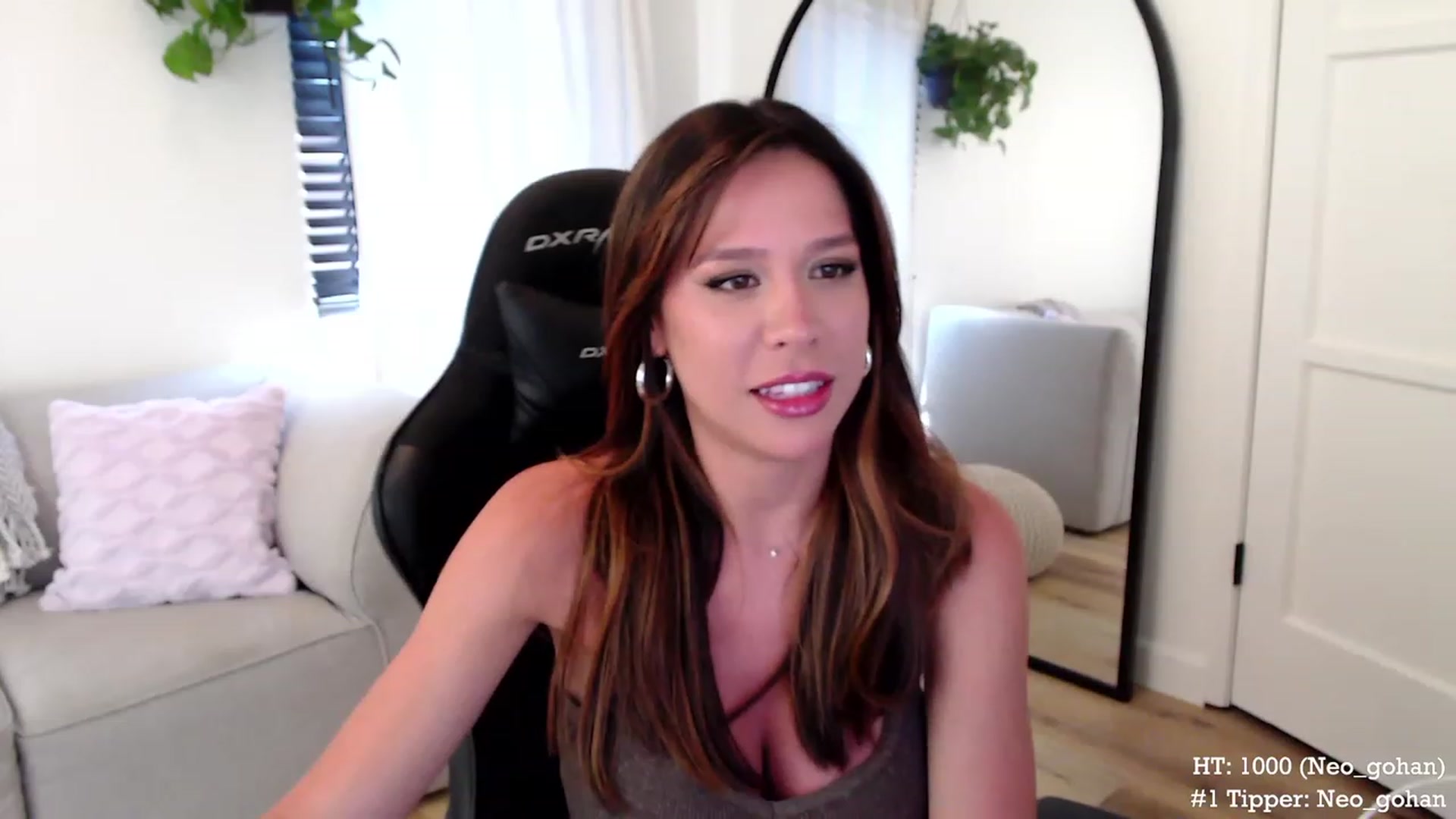 Gallery image thumbnail from Marie's myfreecams stream on, 07/20/2023, 23:41 image 4 of 20