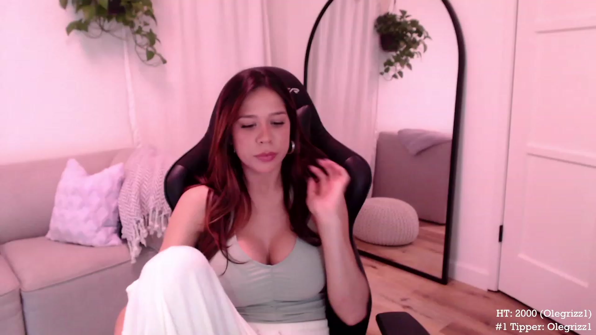 Gallery image thumbnail from Marie's myfreecams stream on, 09/29/2023, 02:49 image 12 of 20