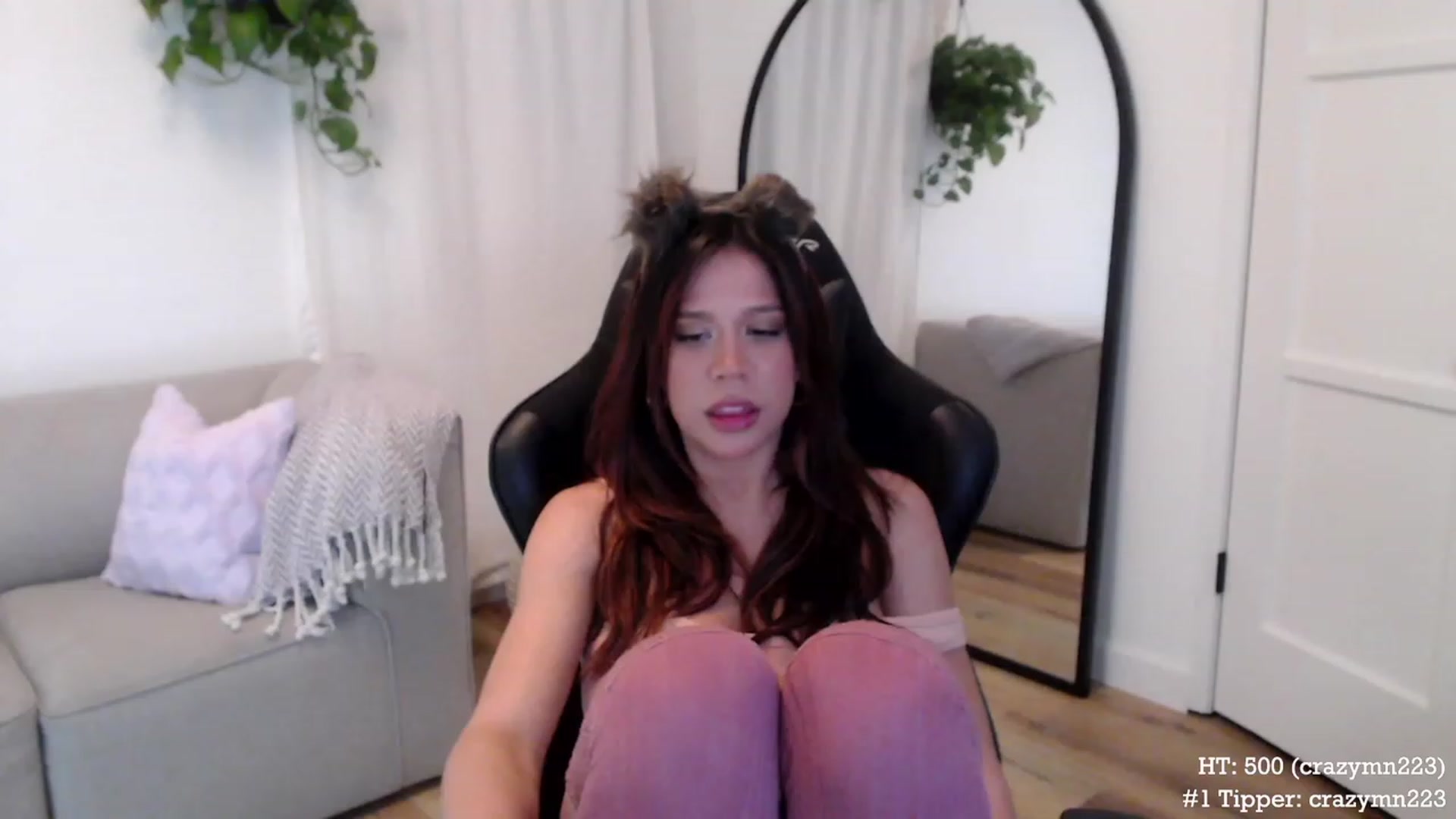 Gallery image thumbnail from Marie's myfreecams stream on, 10/03/2023, 02:34 image 14 of 20