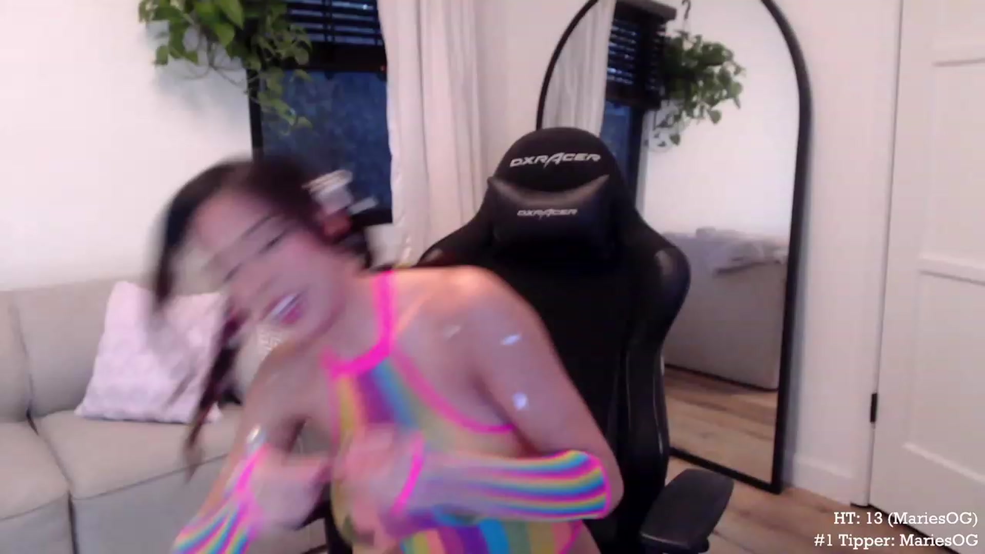 Gallery image thumbnail from Marie's myfreecams stream on, 10/04/2023, 02:48 image 2 of 20