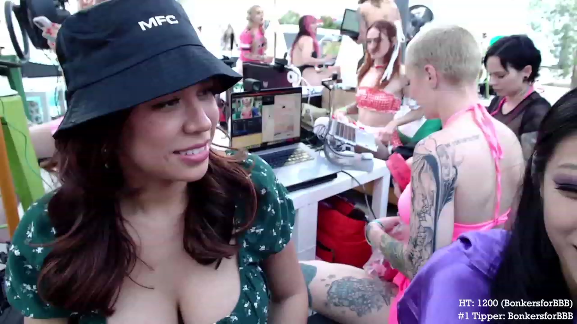 Gallery image thumbnail from Marie's myfreecams stream on, 10/11/2023, 01:03 image 9 of 20