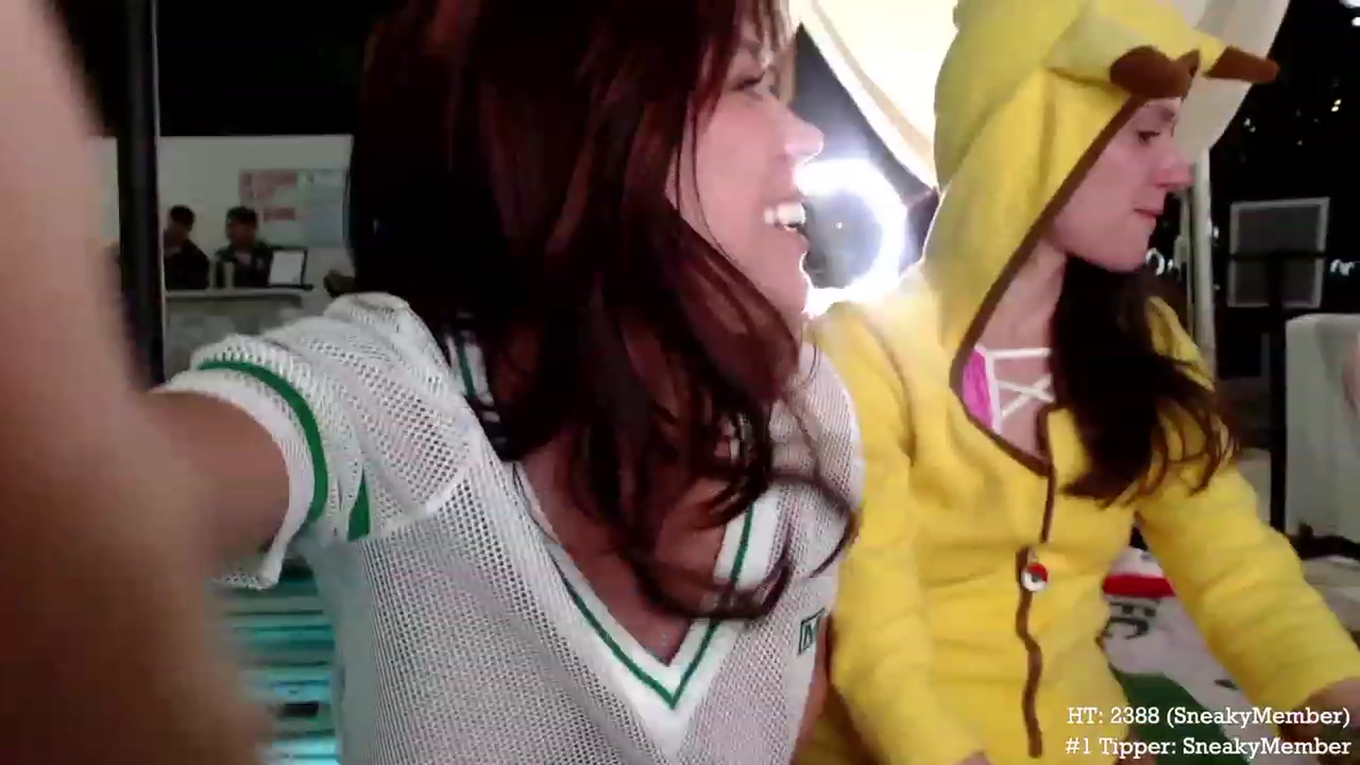 Gallery image thumbnail from Marie's myfreecams stream on, 10/12/2023, 03:19 image 14 of 20