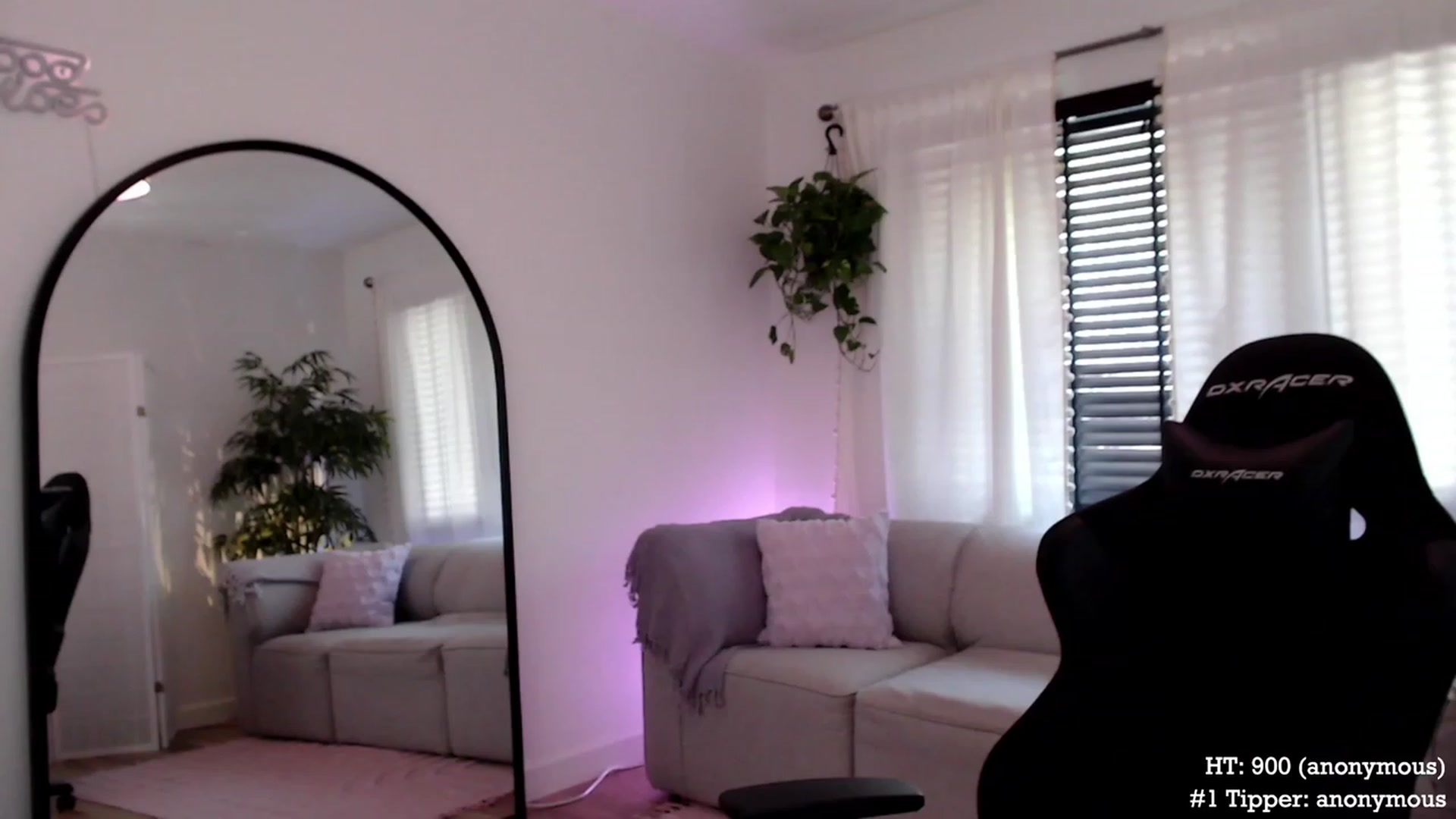 Gallery image thumbnail from Marie's myfreecams stream on, 11/06/2023, 23:18 image 14 of 20