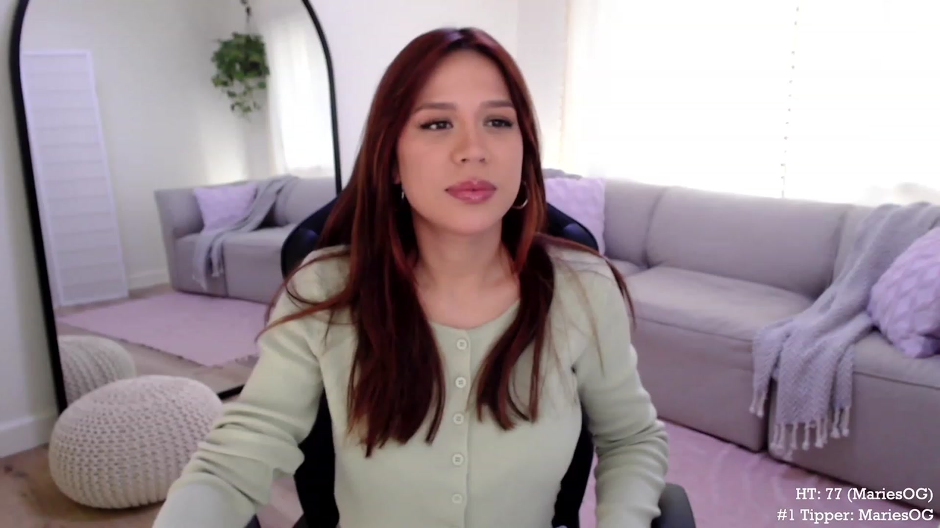 Gallery image thumbnail from Marie's myfreecams stream on, 11/10/2023, 21:15 image 19 of 20