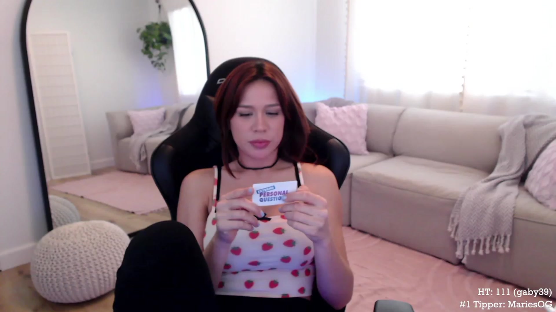 Gallery image thumbnail from Marie's myfreecams stream on, 11/14/2023, 24:21 image 3 of 20