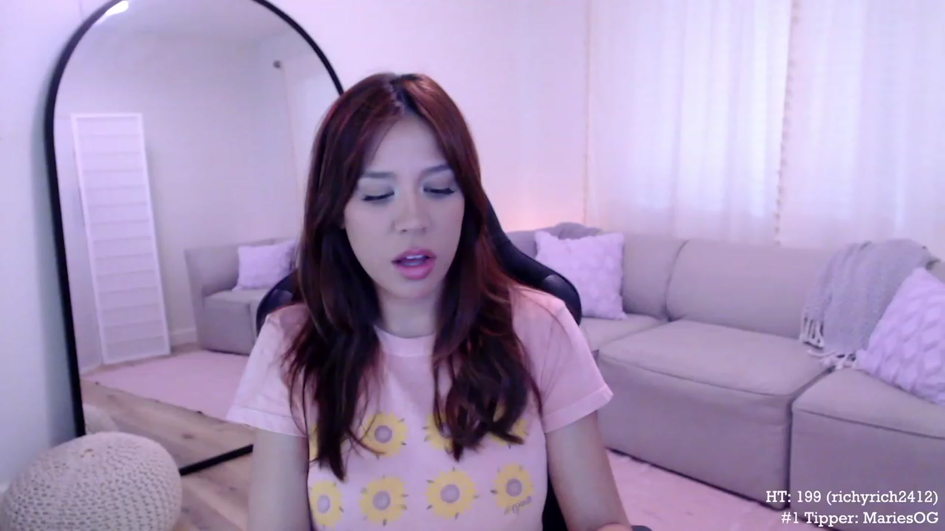 Gallery image thumbnail from Marie's myfreecams stream on, 11/15/2023, 22:07 image 2 of 20