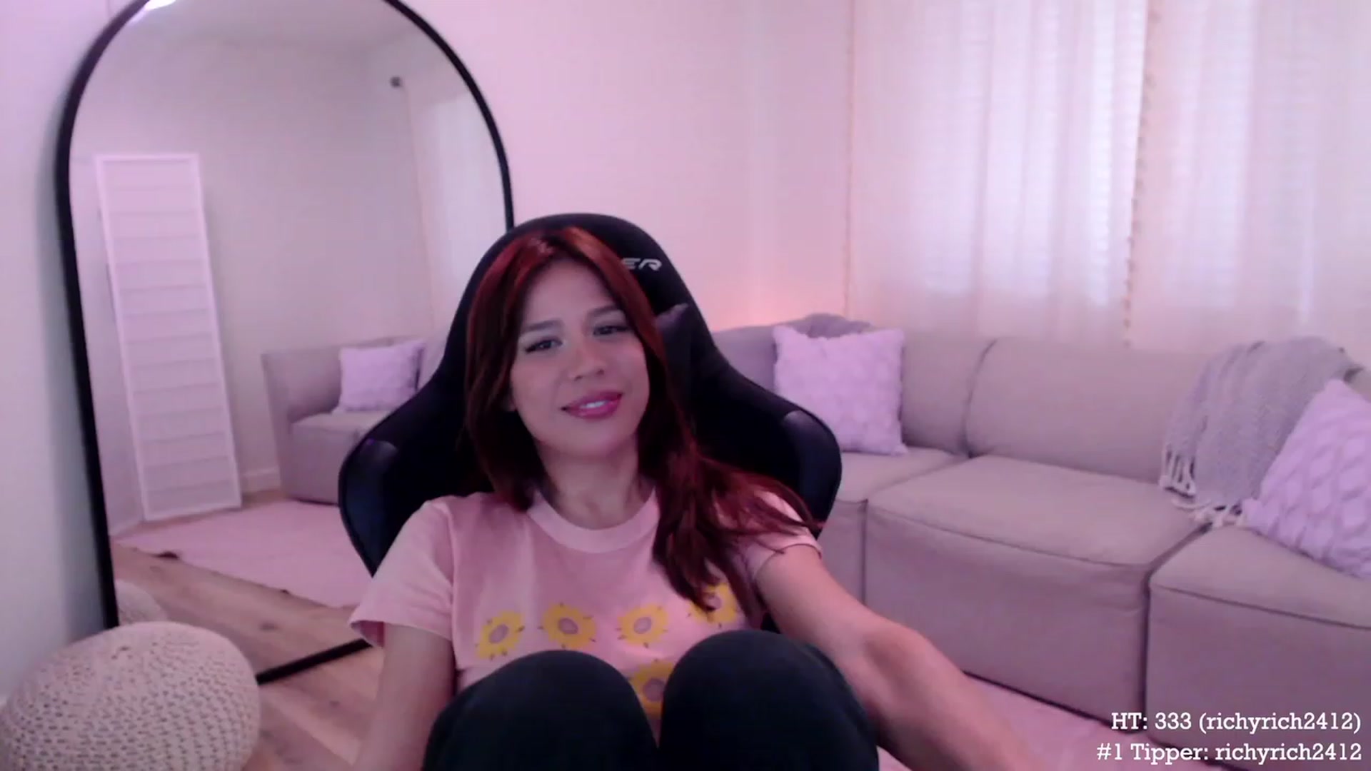 Gallery image thumbnail from Marie's myfreecams stream on, 11/15/2023, 22:07 image 15 of 20