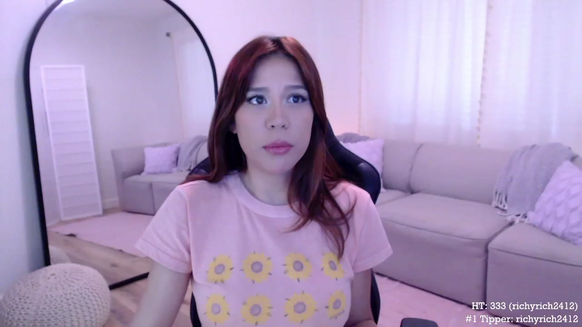 Gallery image thumbnail from Marie's myfreecams stream on, 11/15/2023, 22:07 image 14 of 20