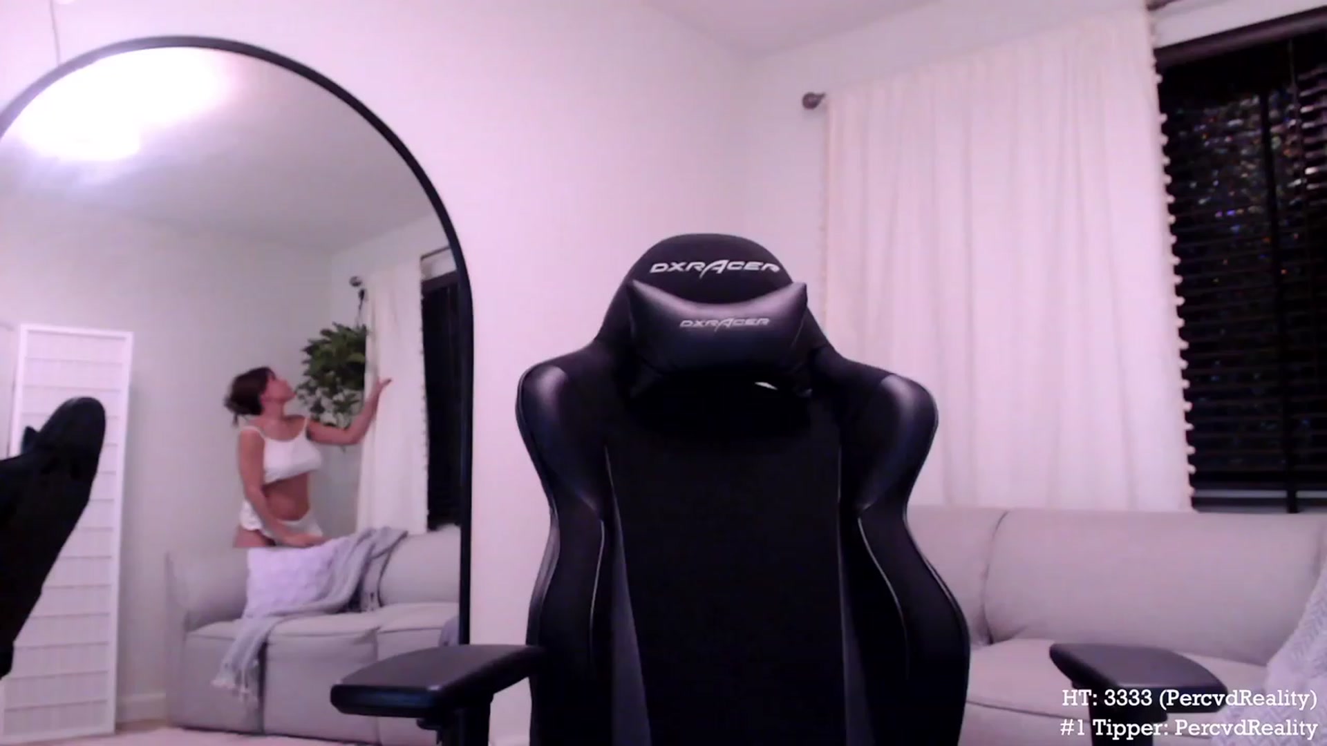 Gallery image thumbnail from Marie's myfreecams stream on, 11/18/2023, 01:21 image 17 of 20