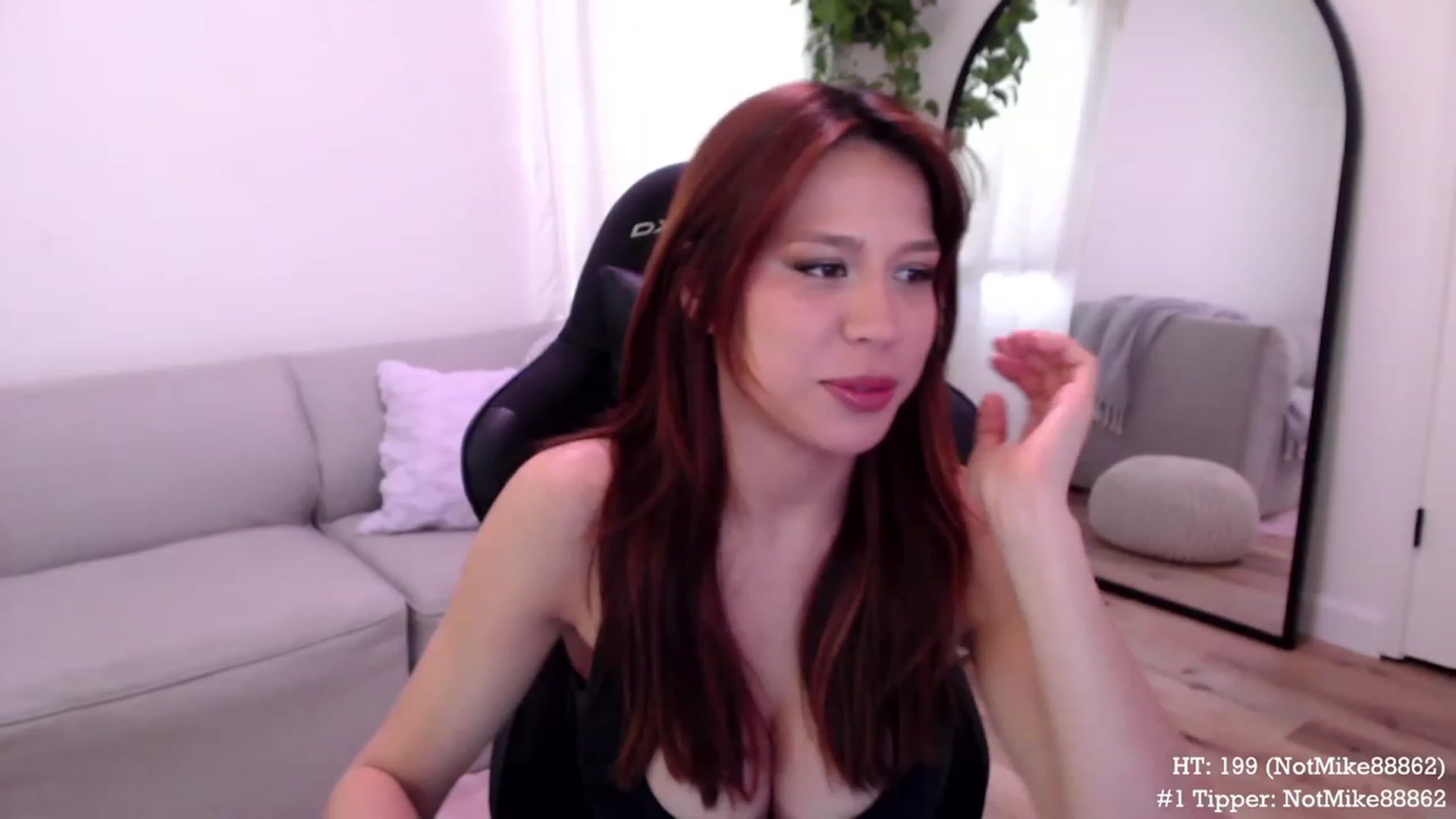 Gallery image thumbnail from Marie's myfreecams stream on, 12/05/2023, 19:22 image 7 of 20