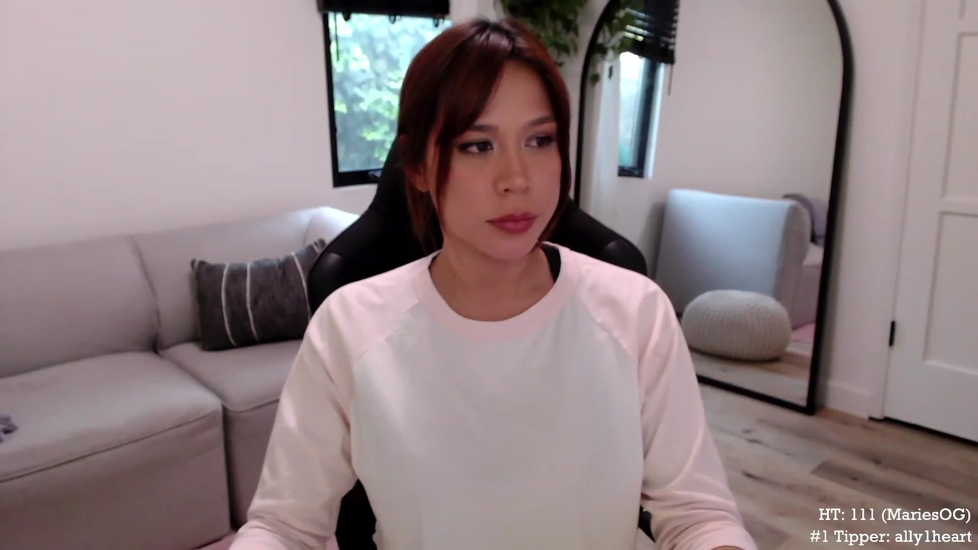 Gallery image thumbnail from Marie's myfreecams stream on, 12/06/2023, 24:01 image 3 of 20