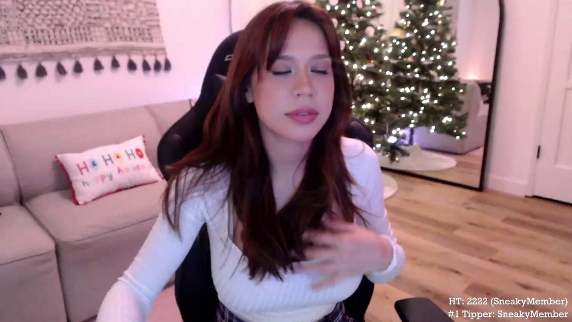 Gallery image thumbnail from Marie's myfreecams stream on, 12/09/2023, 04:56 image 5 of 20